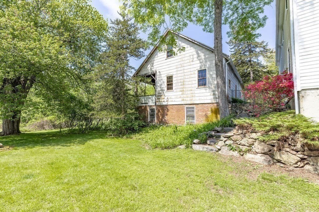 Single Family Residence at 69 Forest St, Sherborn MA 01770, photo 6 of 41