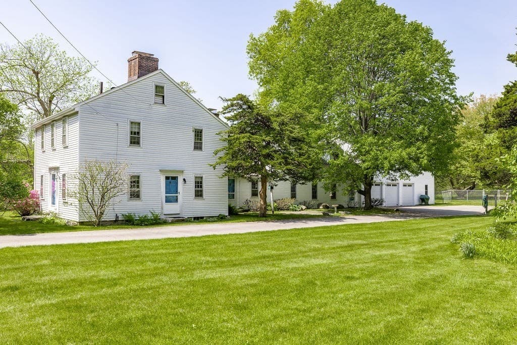 69 Forest St, Sherborn MA 01770