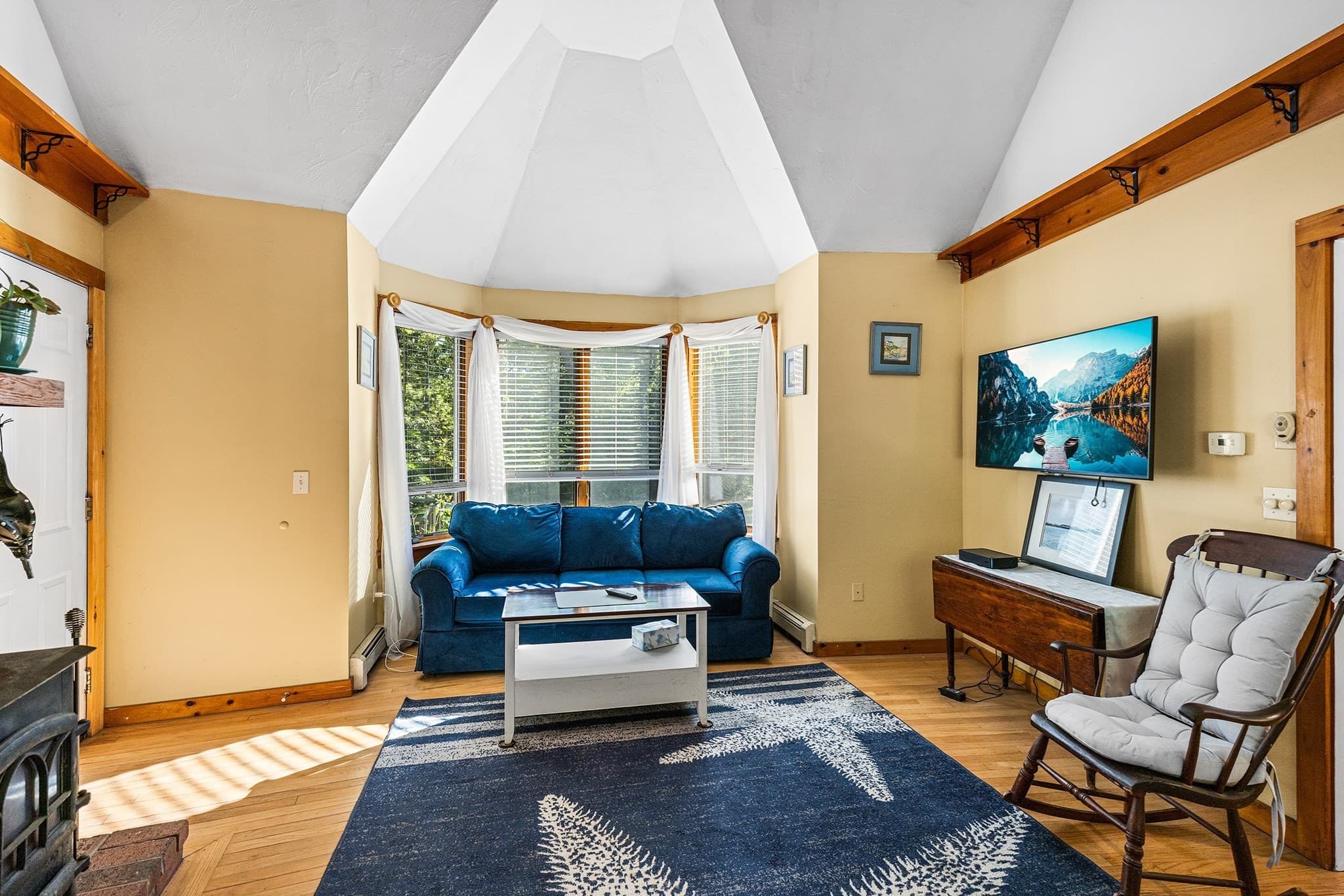 Single Family Residence at 559 Old Jail Ln, Barnstable MA 02630, Barnstable, photo 3 of 41
