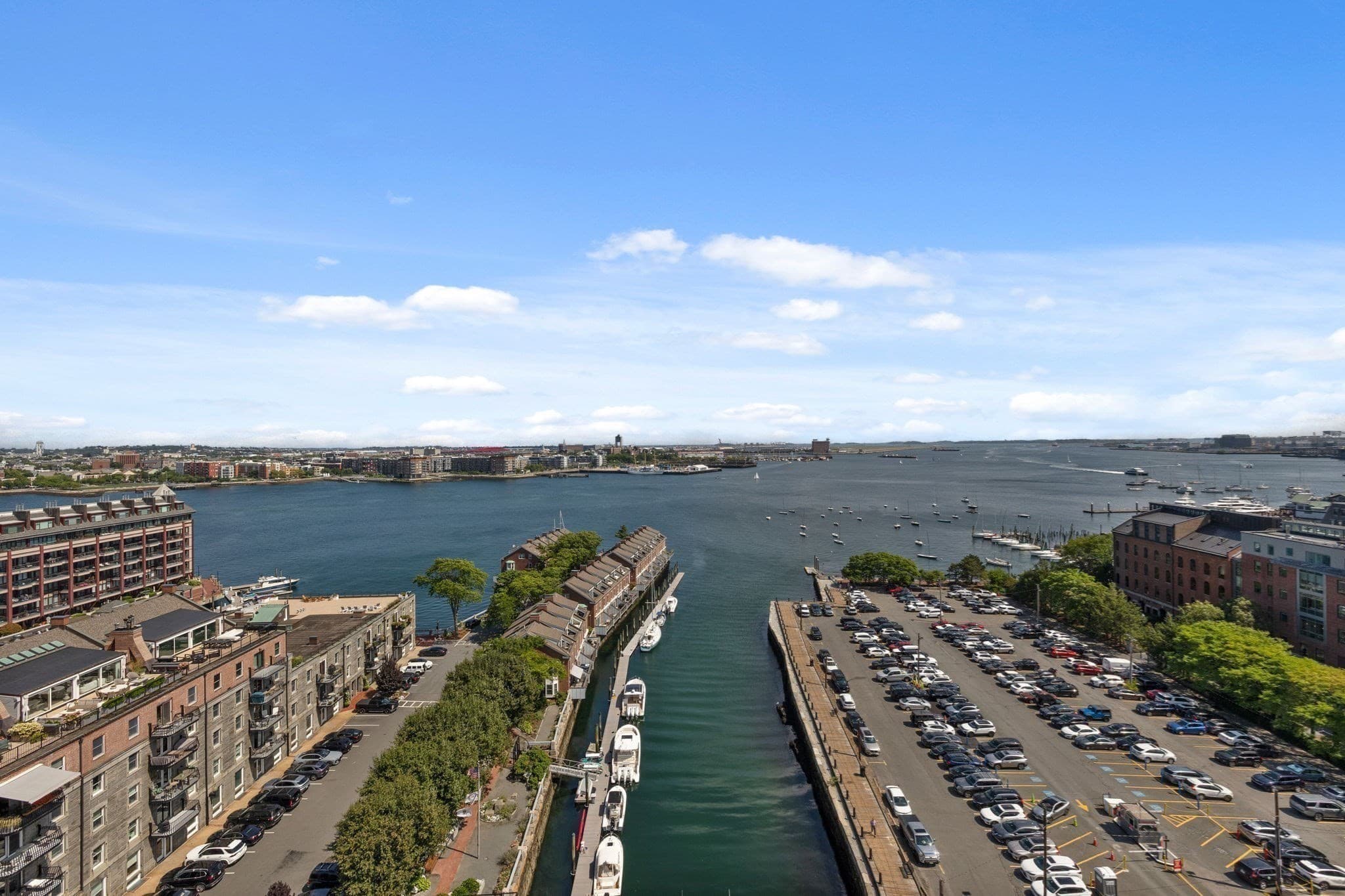 Condominium at 300 Commercial Street # 512, Boston MA 02109, Boston, photo 14 of 17