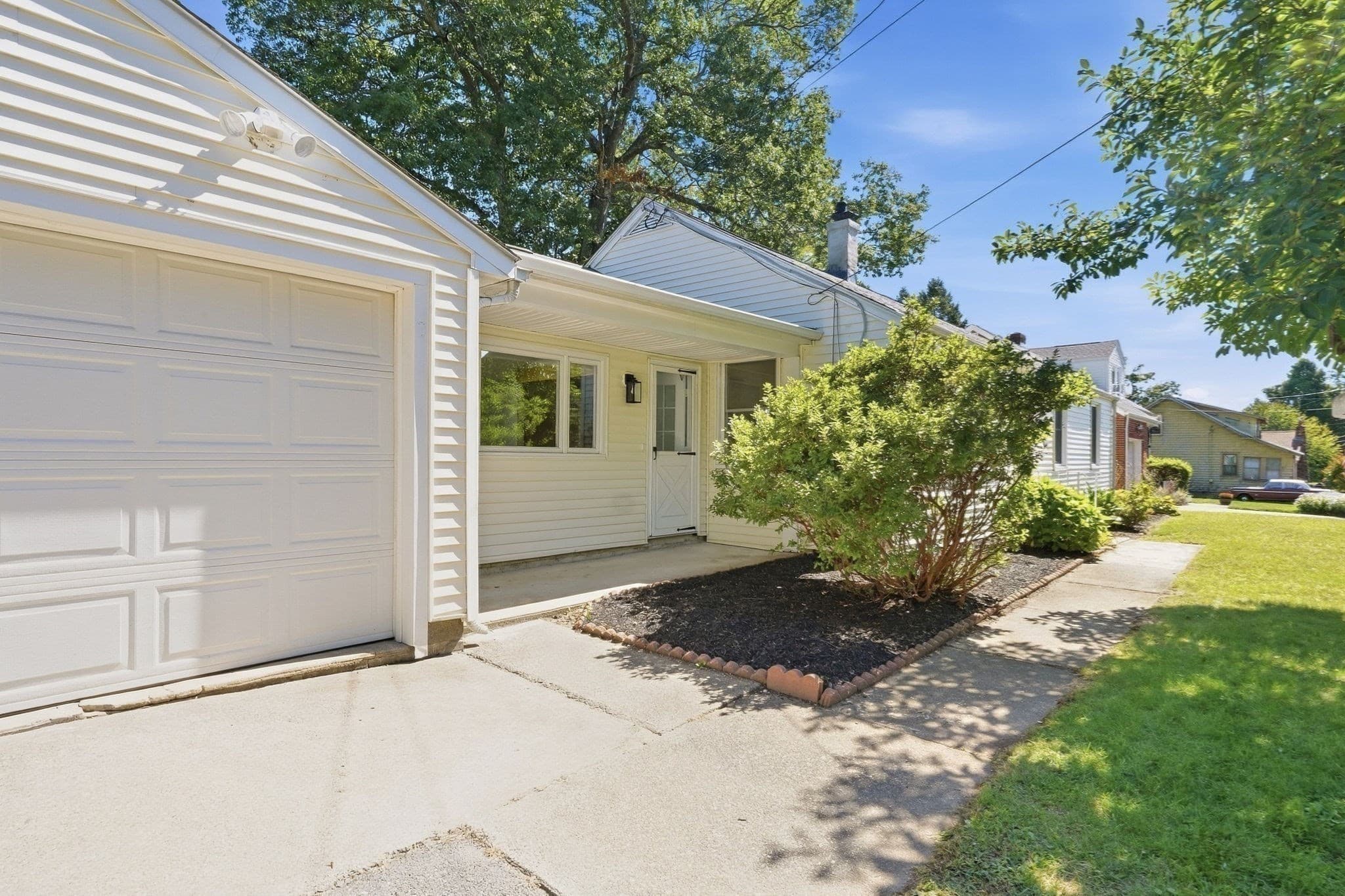 Single Family Residence at 145 Gates Ave, East Longmeadow MA 01028, East Longmeadow, photo 36 of 41