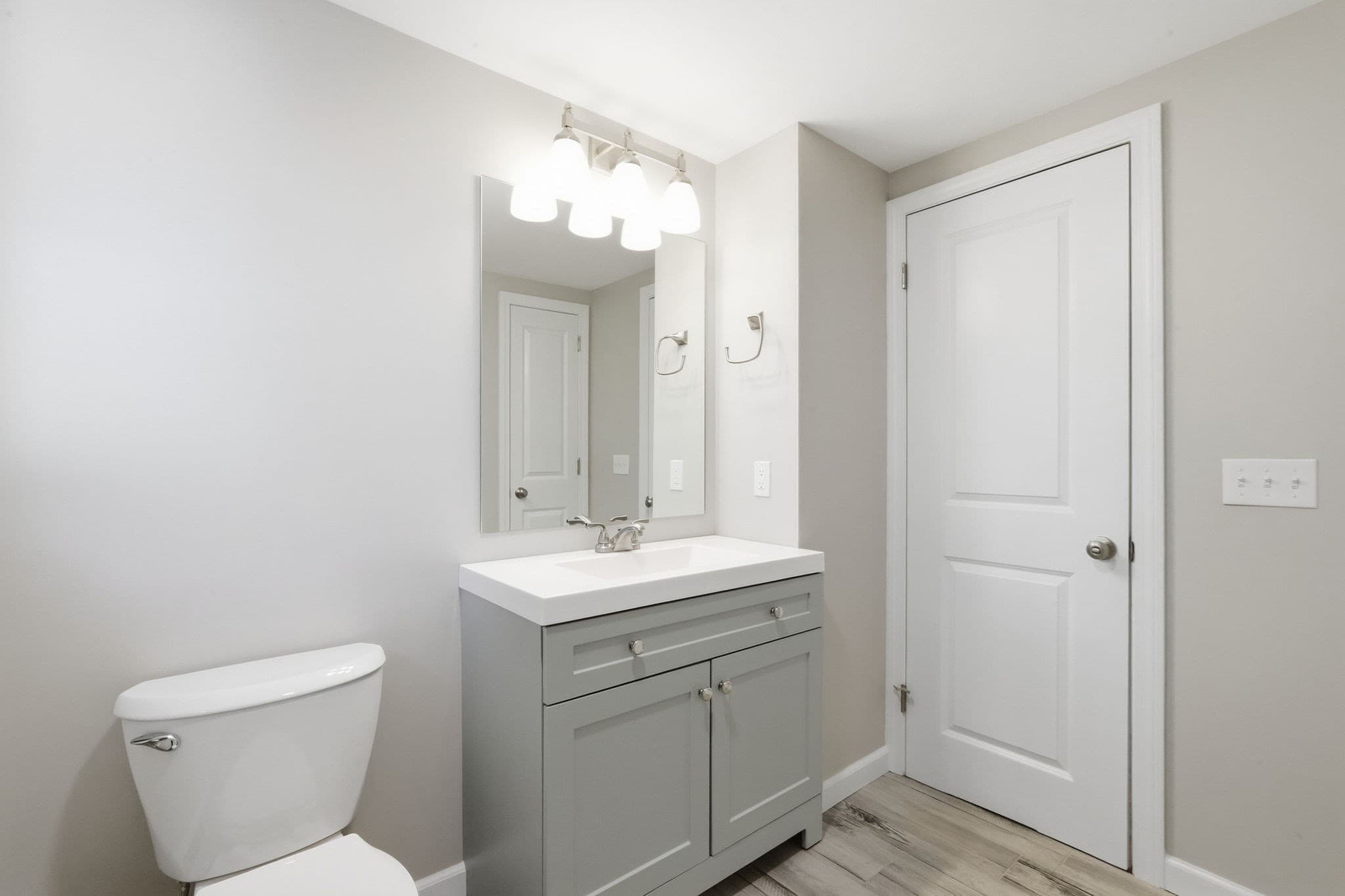 Single Family Residence at 145 Gates Ave, East Longmeadow MA 01028, East Longmeadow, photo 14 of 41
