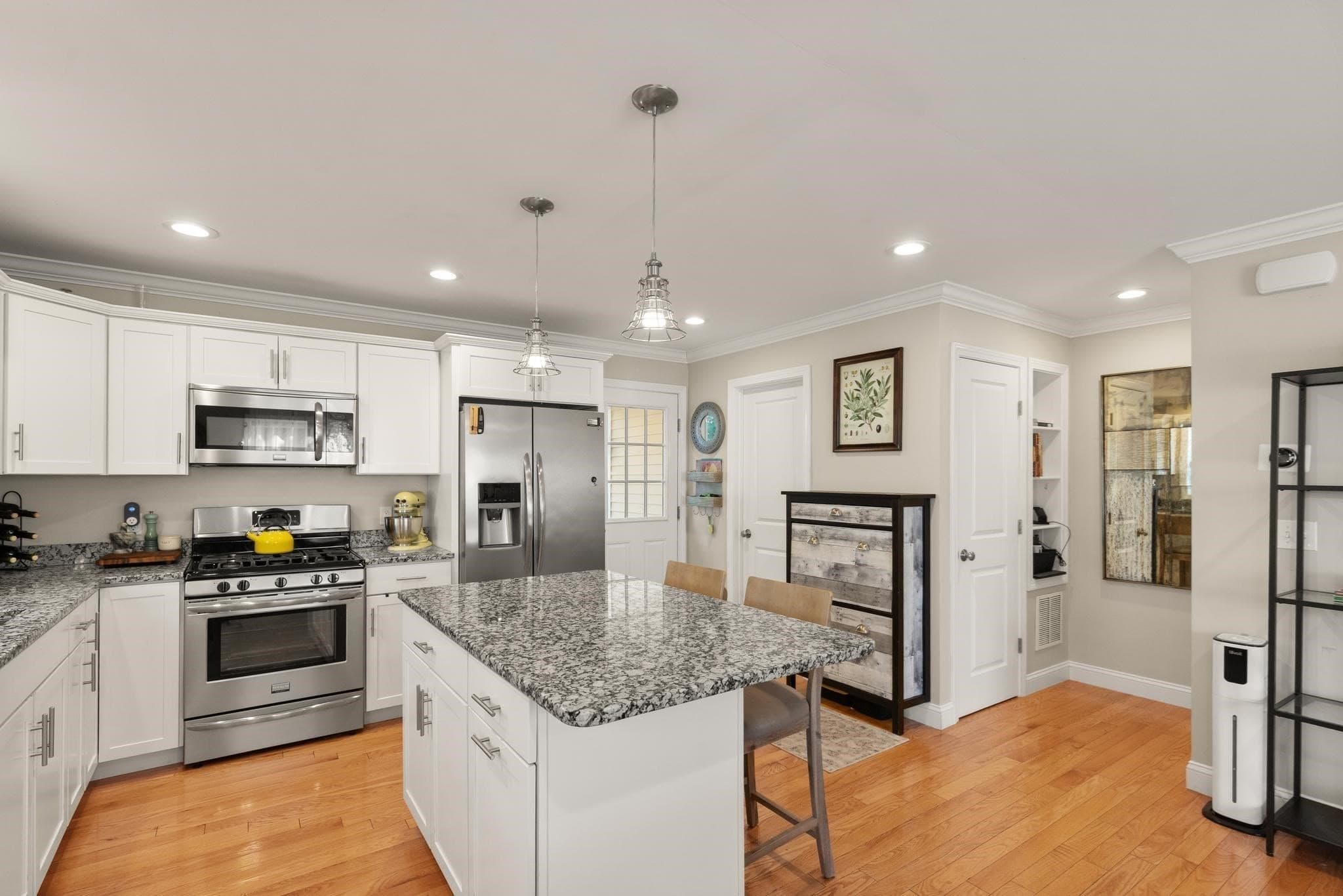 Condominium at 43 Bridge # 1, Salem MA 01970, Salem, photo 7 of 37