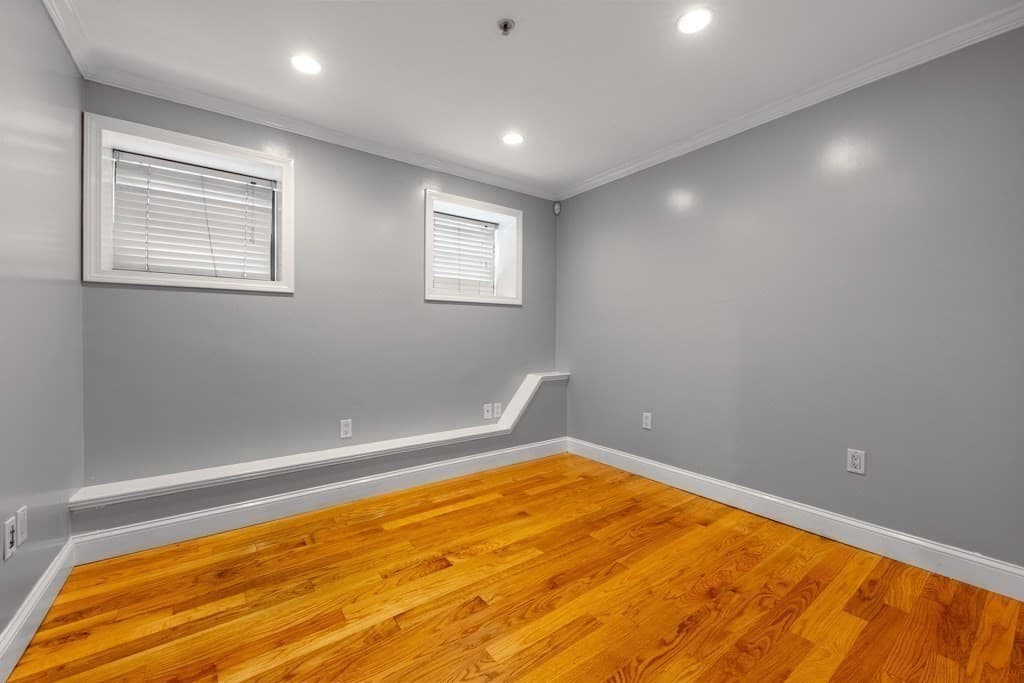 Condominium at 11 Wiget Street # 1, Boston MA 02113, Boston, photo 9 of 18