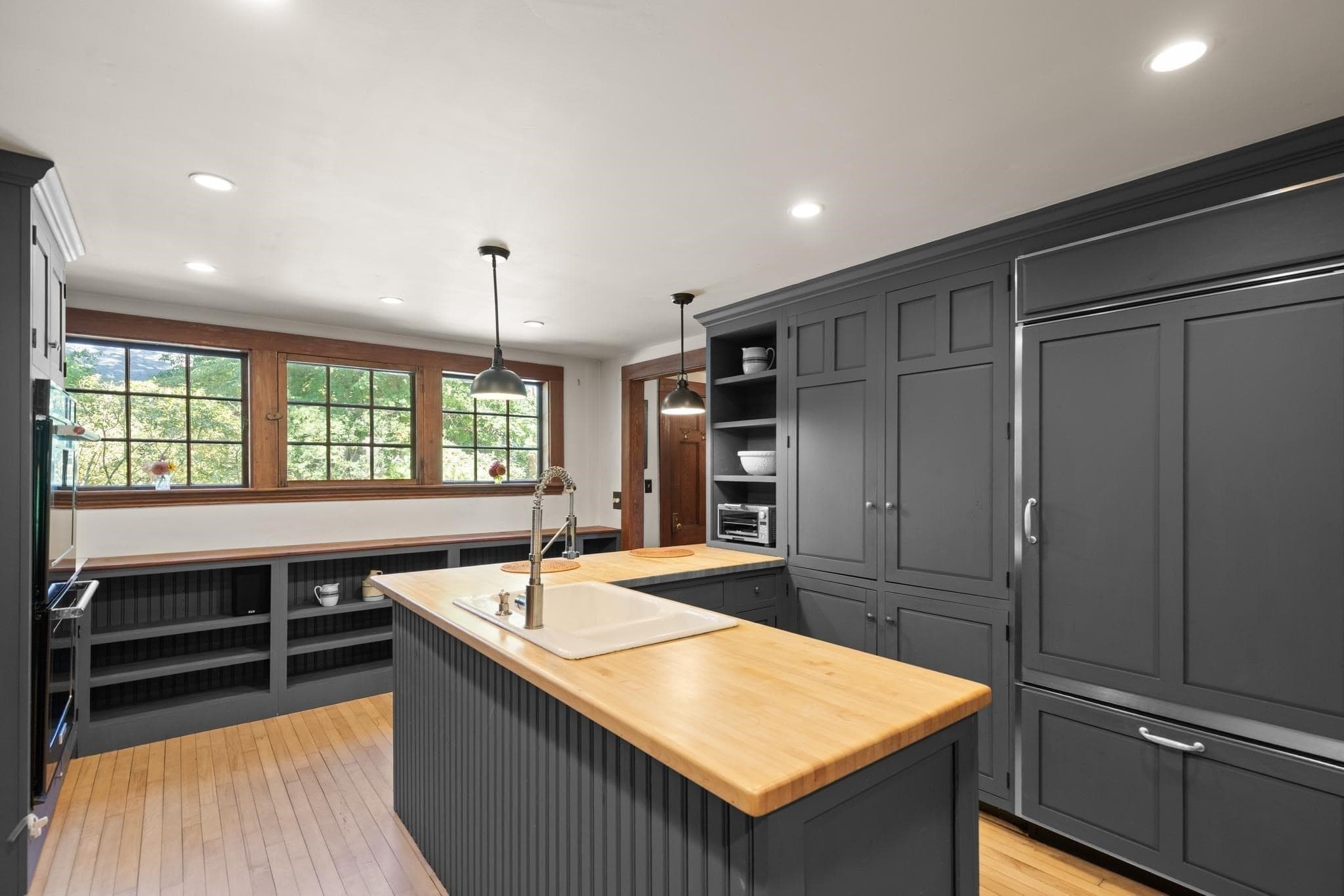 Single Family Residence at 52 South Main, Topsfield MA 01983, Topsfield, photo 8 of 42