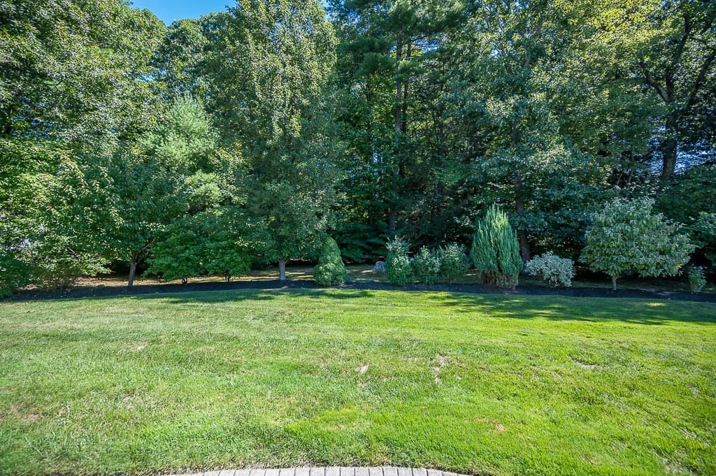 Single Family Residence at 81 Nicholas Dr, Lancaster MA 01523, Lancaster, photo 9 of 42