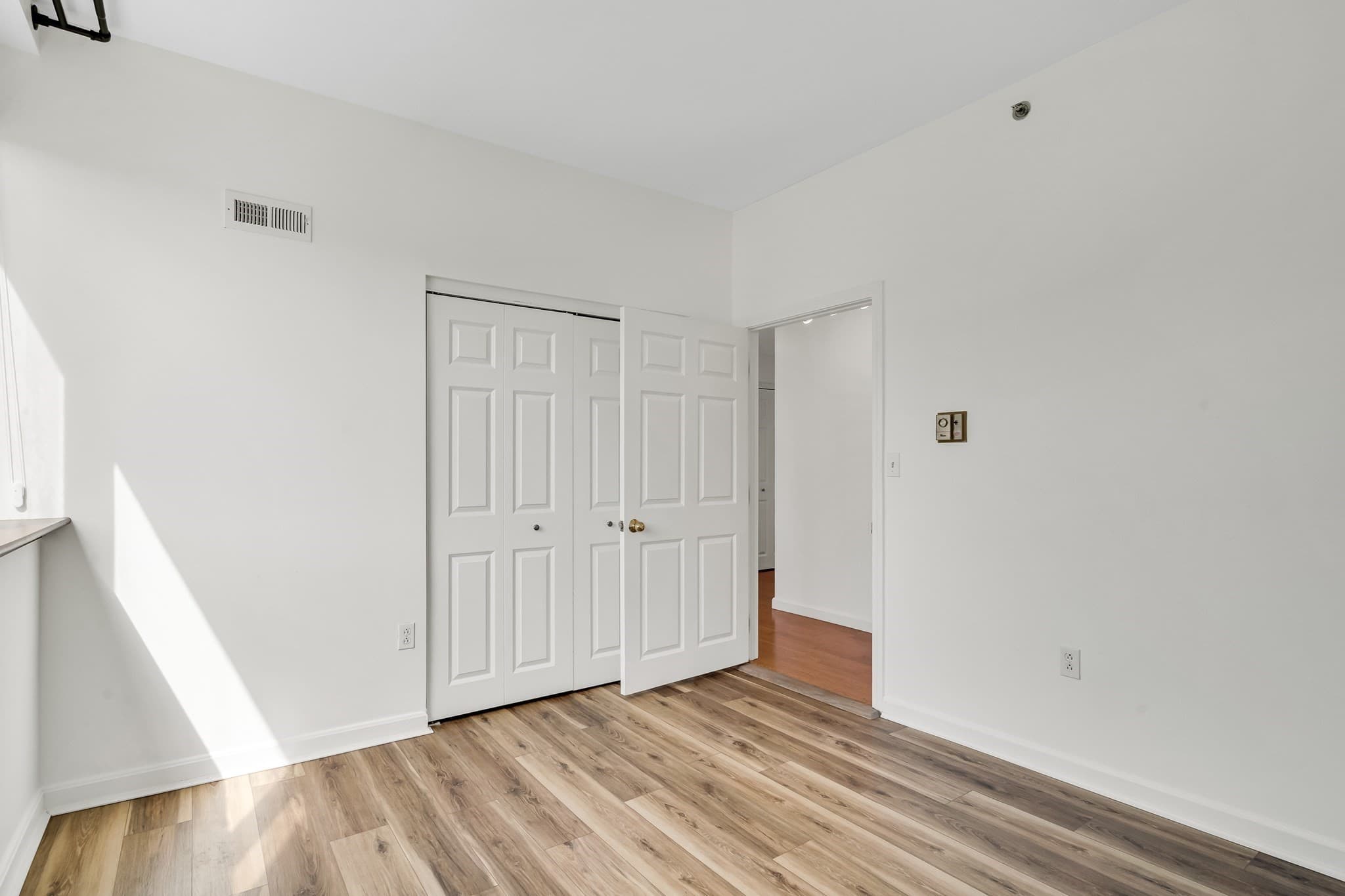 Condominium at 169 Monsignor Obrien Hwy # 309, Cambridge MA 02141, Cambridge, photo 17 of 39