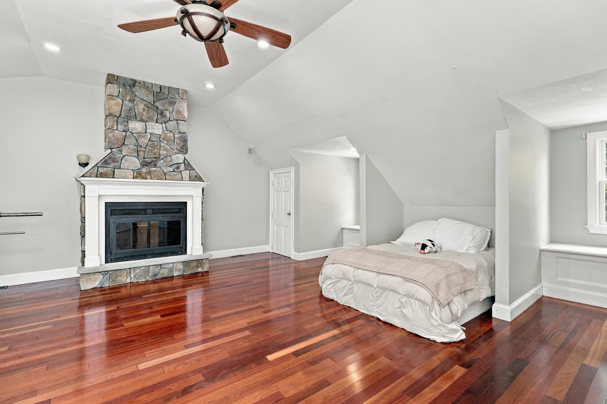 Single Family Residence at 117 Hunt Road, Chelmsford MA 01824, Chelmsford, photo 18 of 37