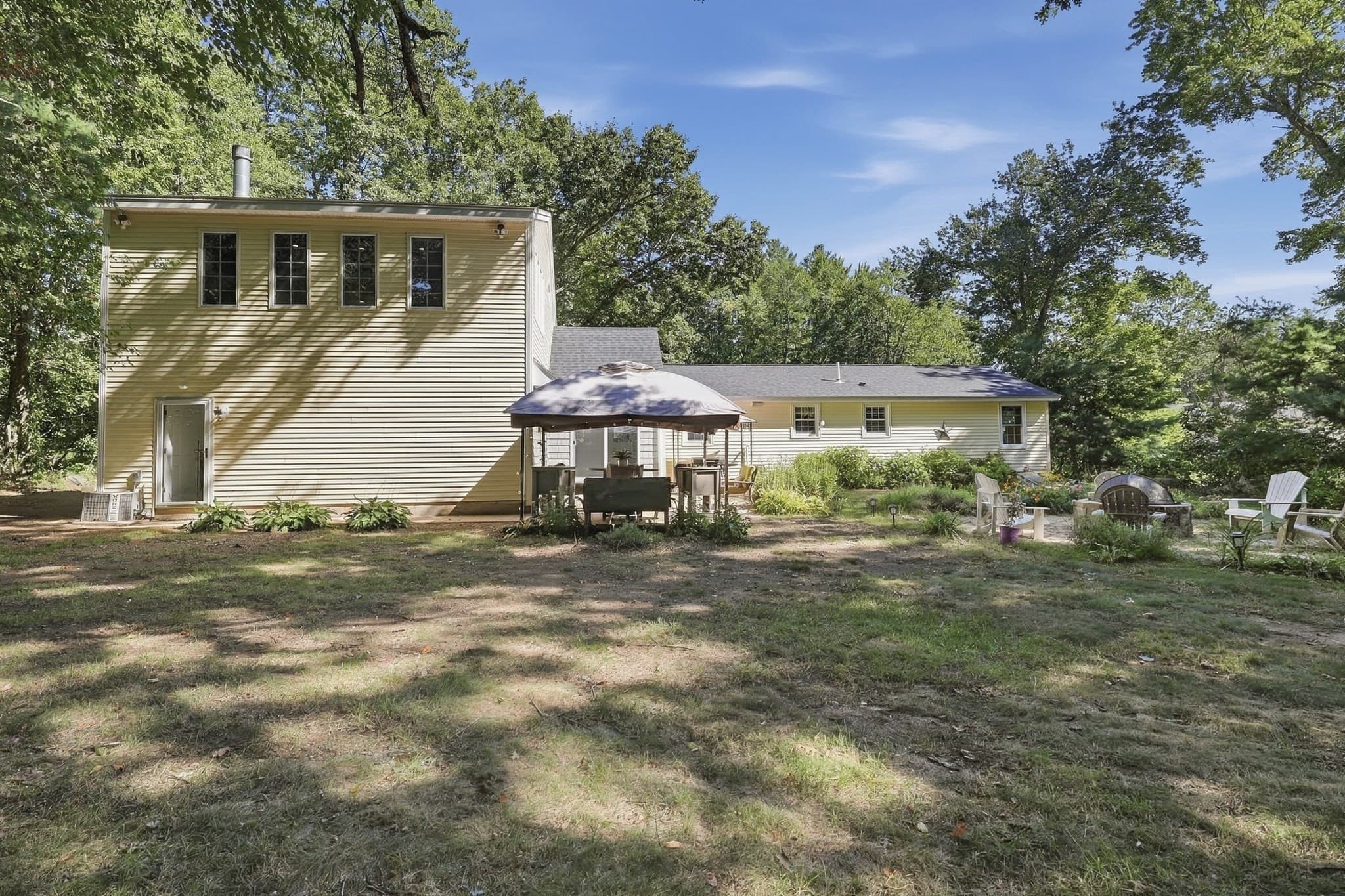 Single Family Residence at 117 Hunt Road, Chelmsford MA 01824, Chelmsford, photo 31 of 37