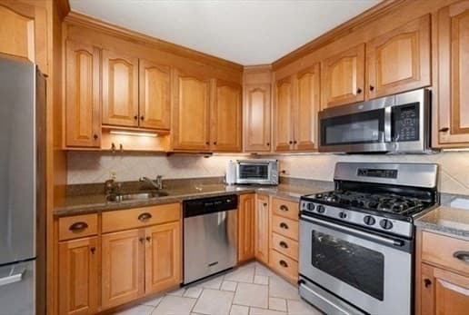 Condominium at 280 Boylston Street # 908, Newton MA 02467, Newton, photo 16 of 39