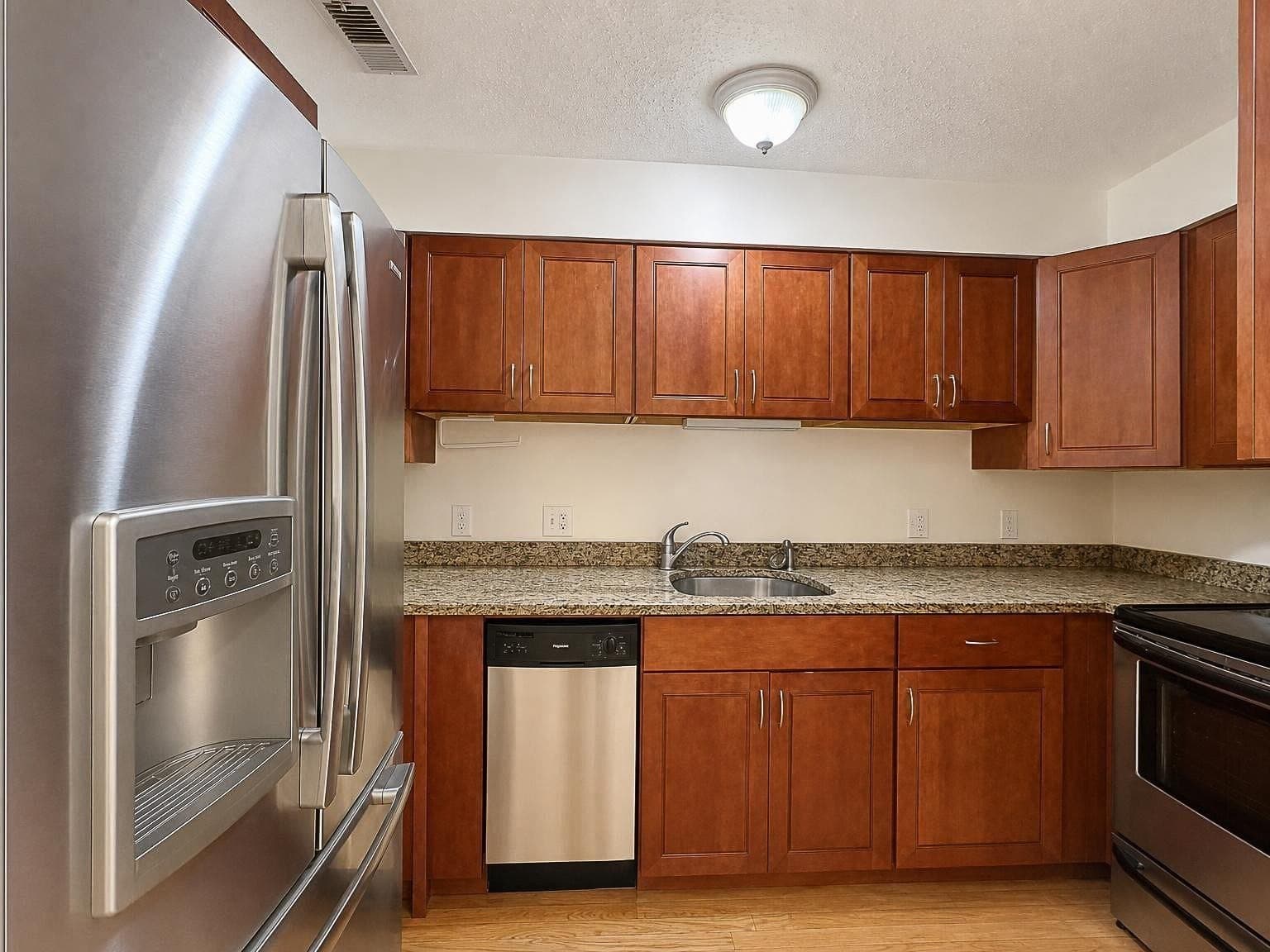 Condominium at 356-358 Main St # G2, Boston MA 02129, Boston, photo 10 of 38