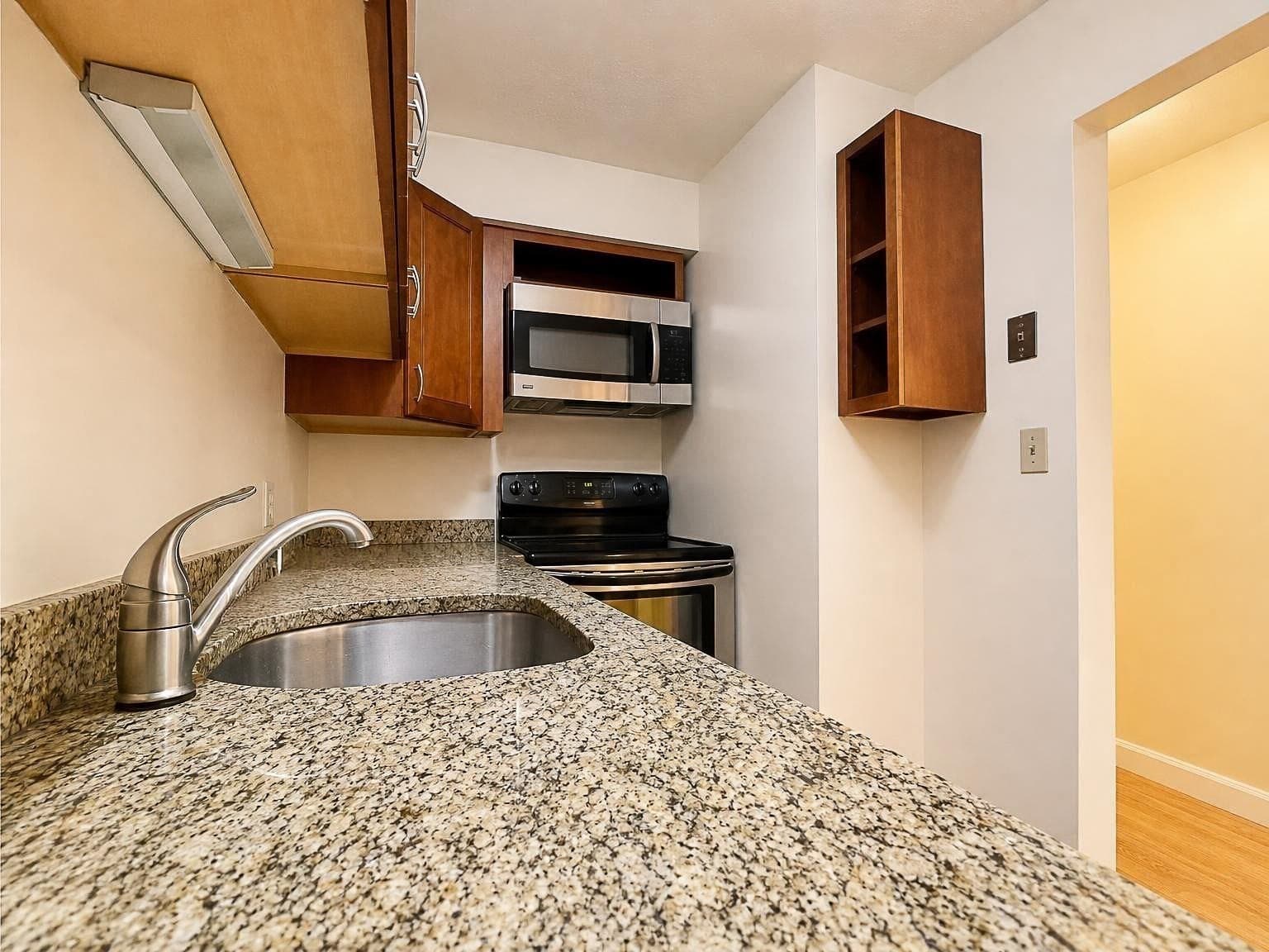 Condominium at 356-358 Main St # G2, Boston MA 02129, Boston, photo 14 of 38