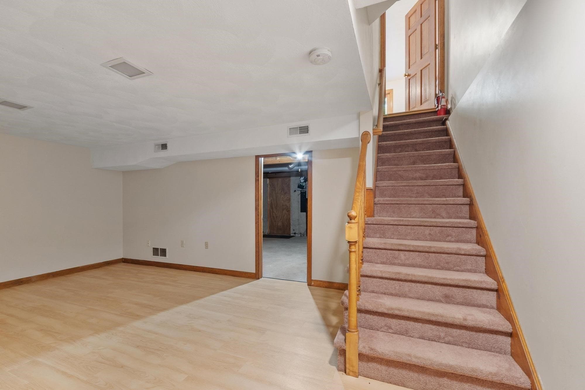Condominium at 895 Wellman Avenue # 895, Chelmsford MA 01863, Chelmsford, photo 24 of 38