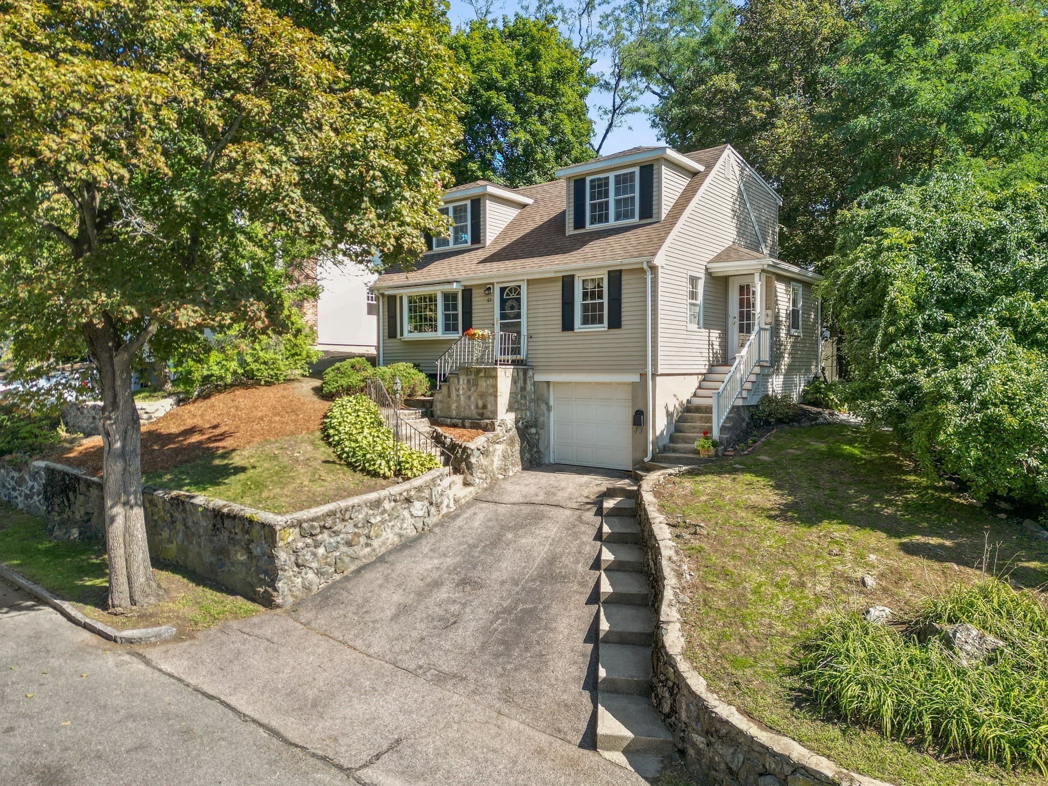 Single Family Residence at 69 Hemlock St, Arlington MA 02474, Arlington, photo 2 of 29
