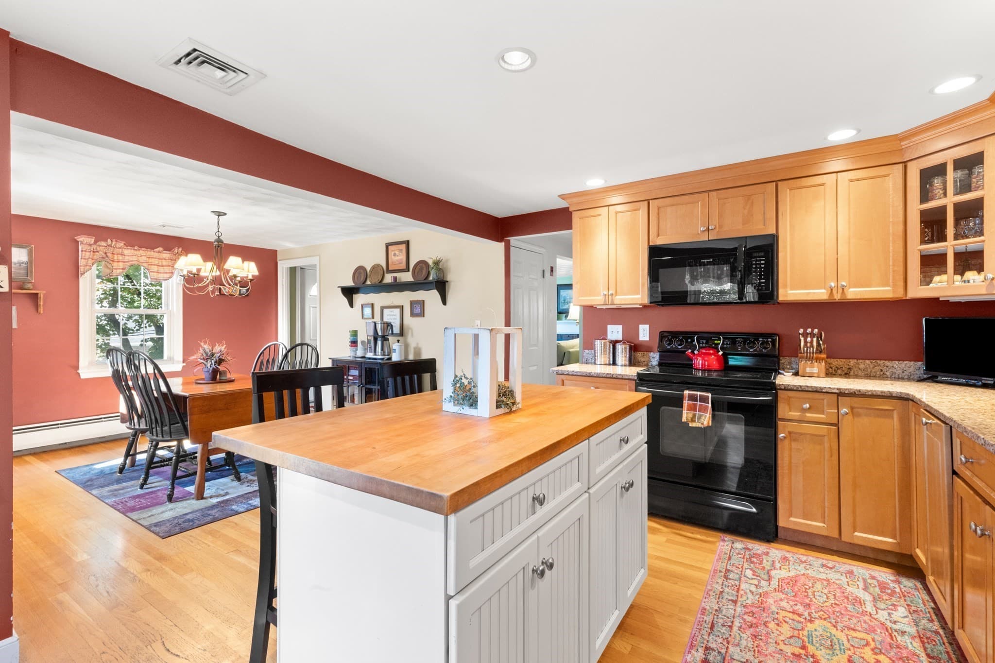 Single Family Residence at 69 Hemlock St, Arlington MA 02474, Arlington, photo 3 of 29