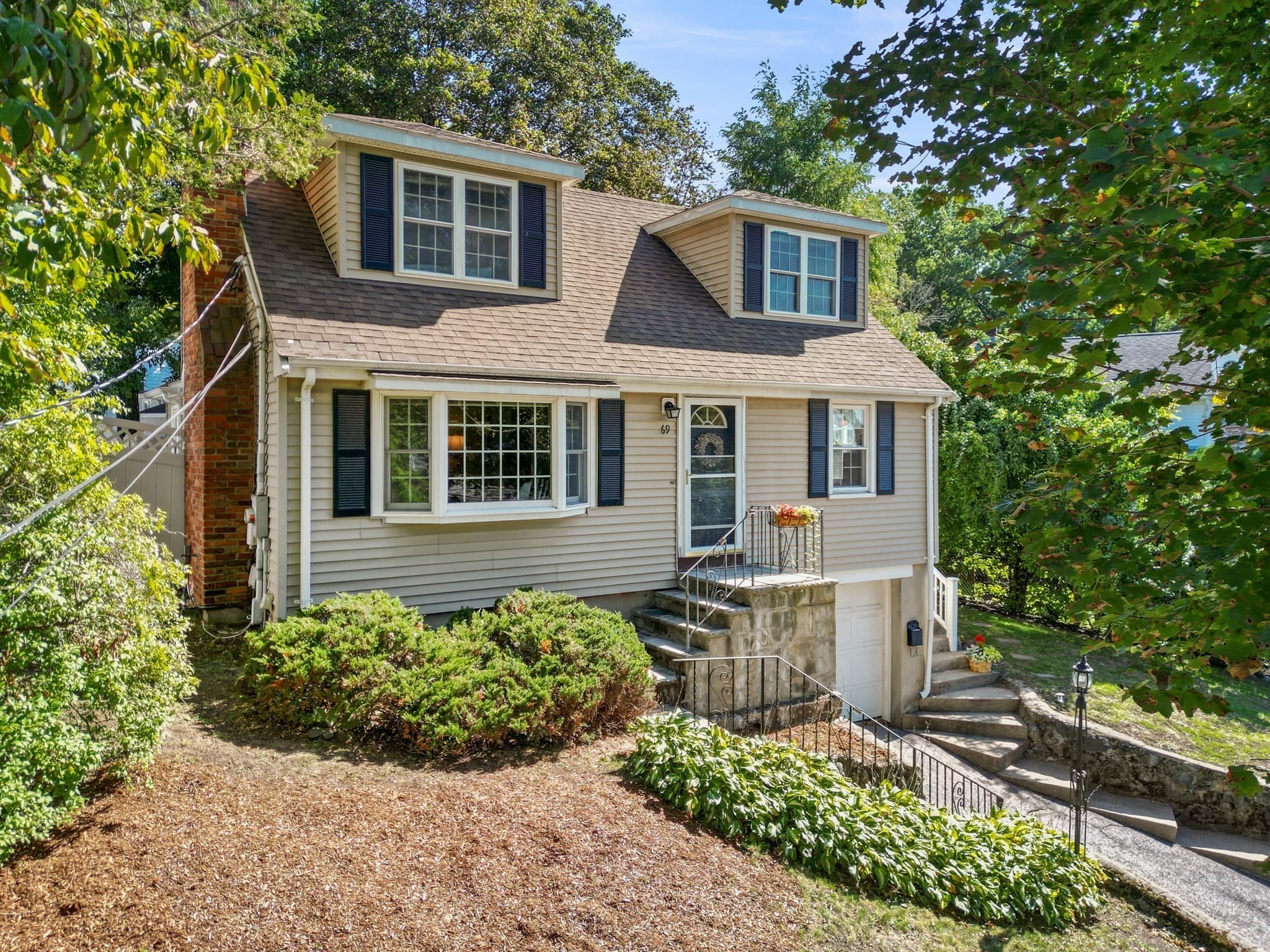 69 Hemlock St, Arlington MA 02474
