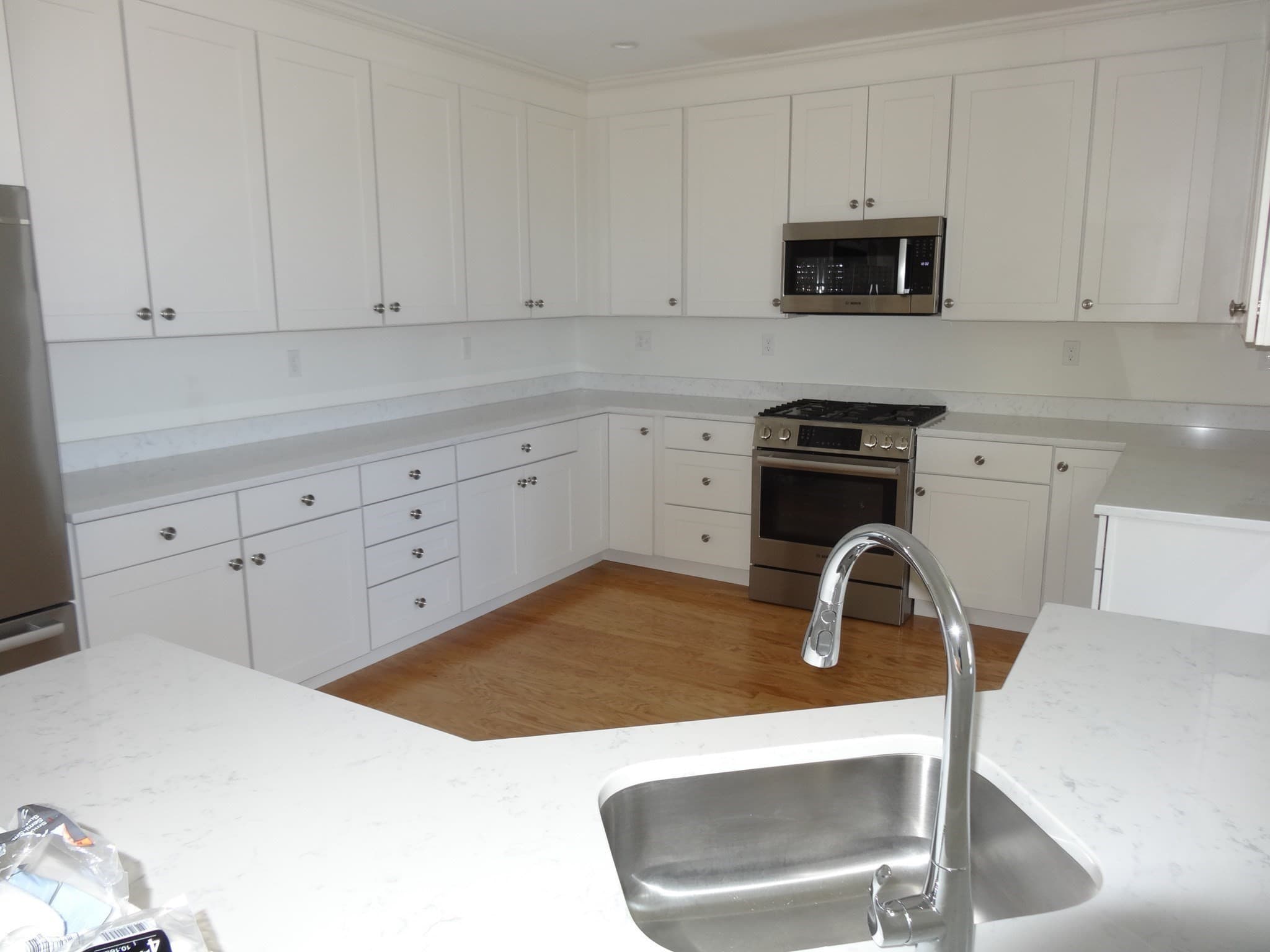 Condominium at 16 Taylor Drive # 3007, Reading MA 01867, Reading, photo 2 of 12