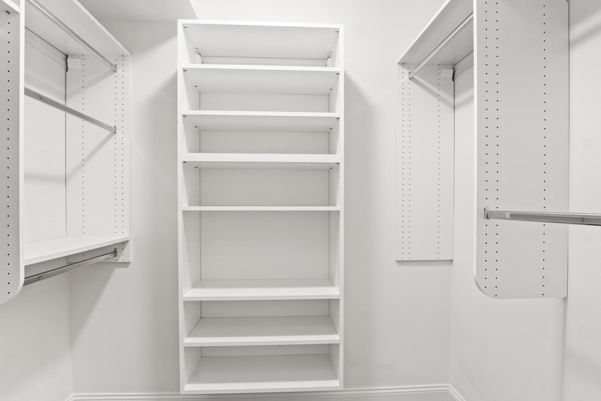 Condominium at 16 Taylor Drive # 3007, Reading MA 01867, Reading, photo 6 of 12