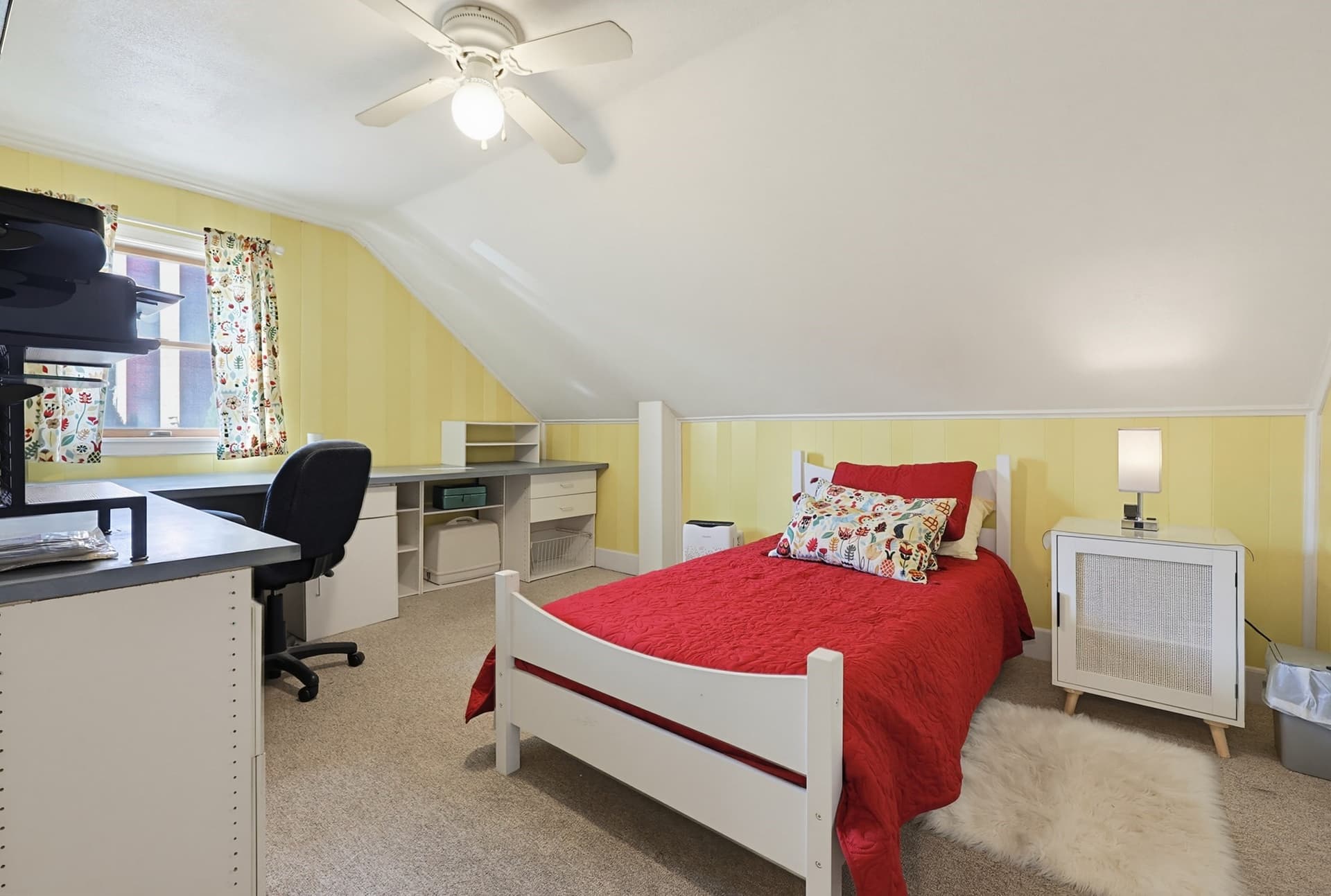 Single Family Residence at 136 East Street, North Attleboro MA 02760, photo 19 of 36