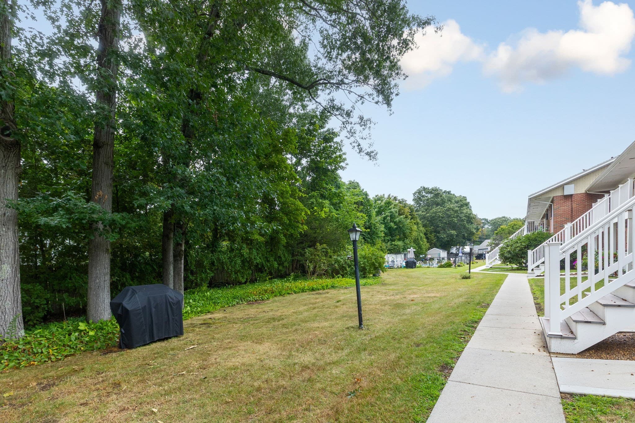 Condominium at 72 Renwick Rd # B, Wakefield MA 01880, Wakefield, photo 13 of 17