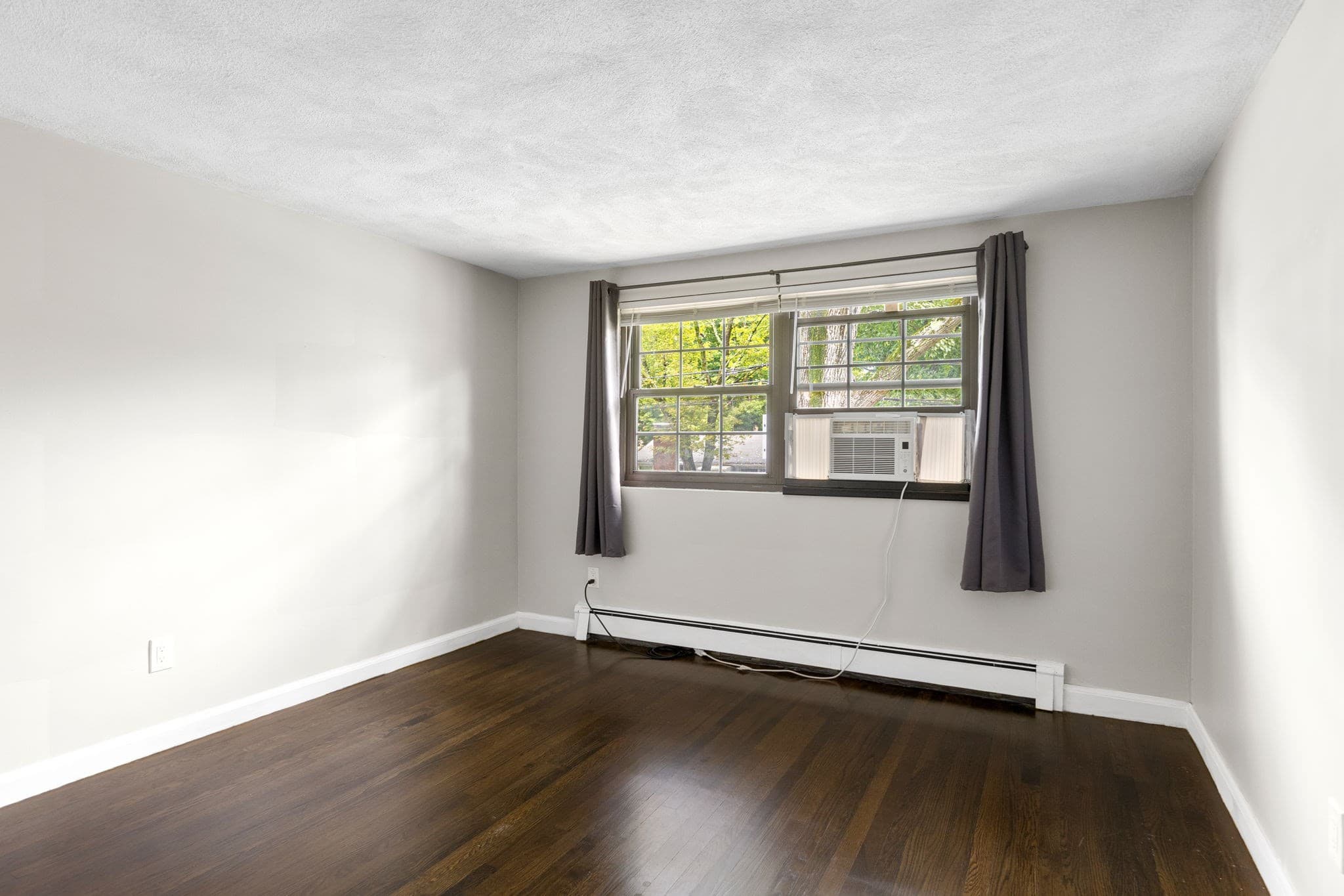Condominium at 72 Renwick Rd # B, Wakefield MA 01880, Wakefield, photo 9 of 17