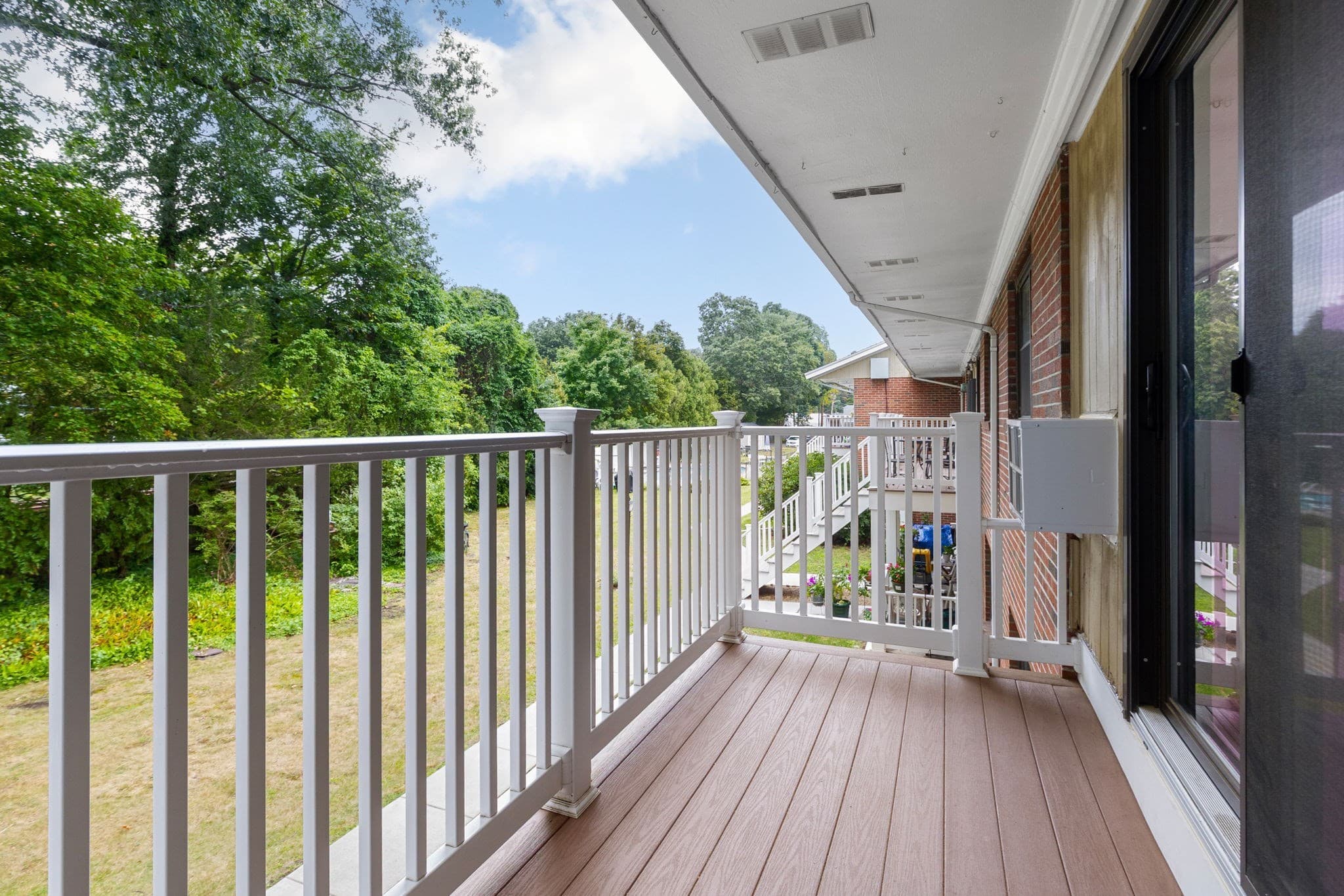 Condominium at 72 Renwick Rd # B, Wakefield MA 01880, Wakefield, photo 11 of 17