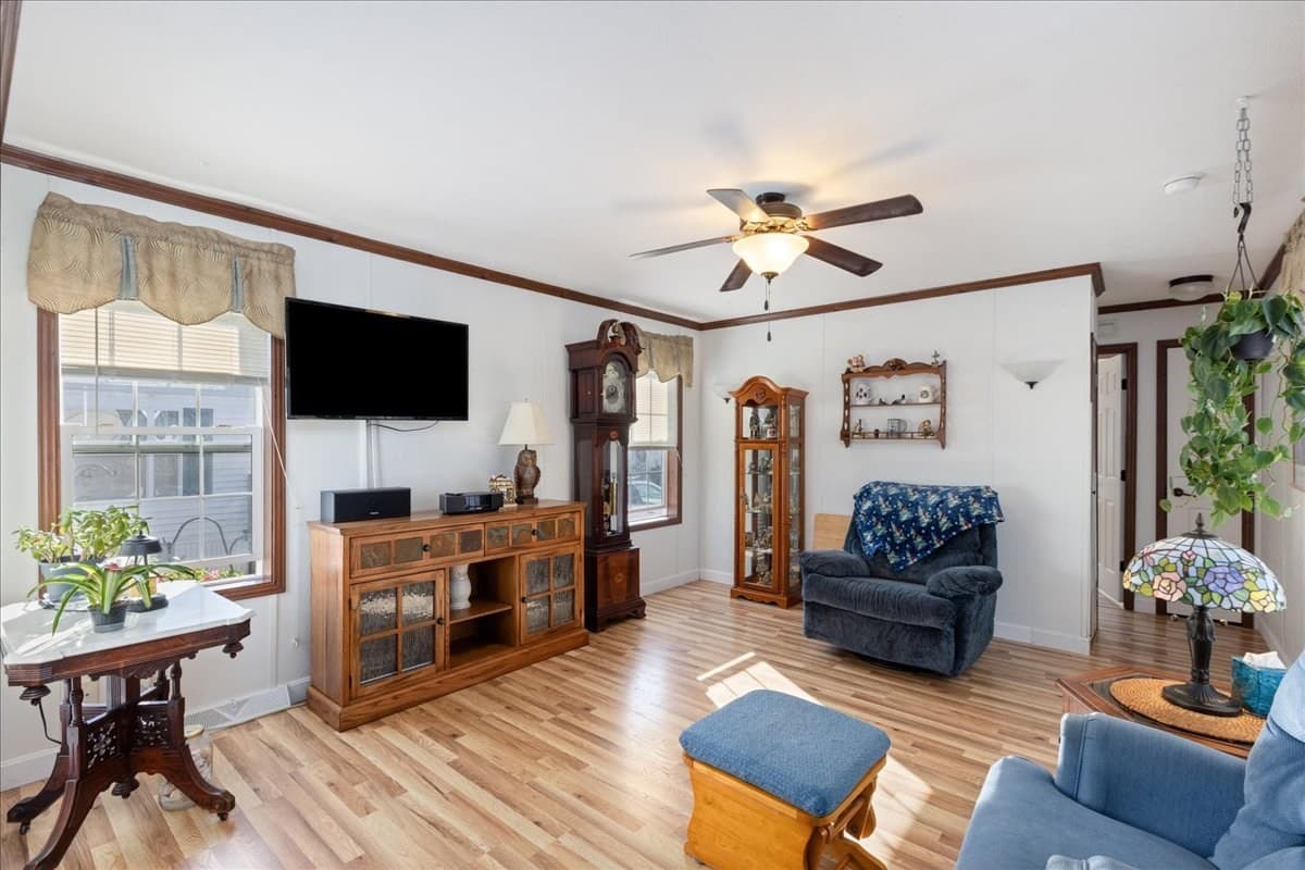 Mobile Home at 22 Willow Road, Newton NH 03858, Newton, photo 9 of 29