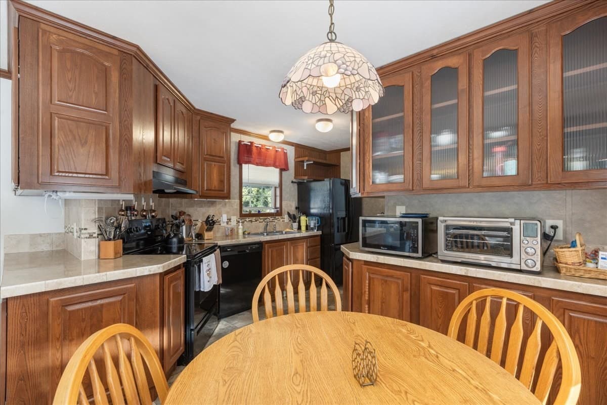 Mobile Home at 22 Willow Road, Newton NH 03858, Newton, photo 14 of 29