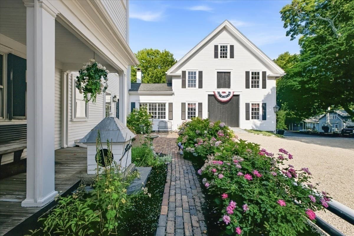 65 Washington St, Hanover MA 02339