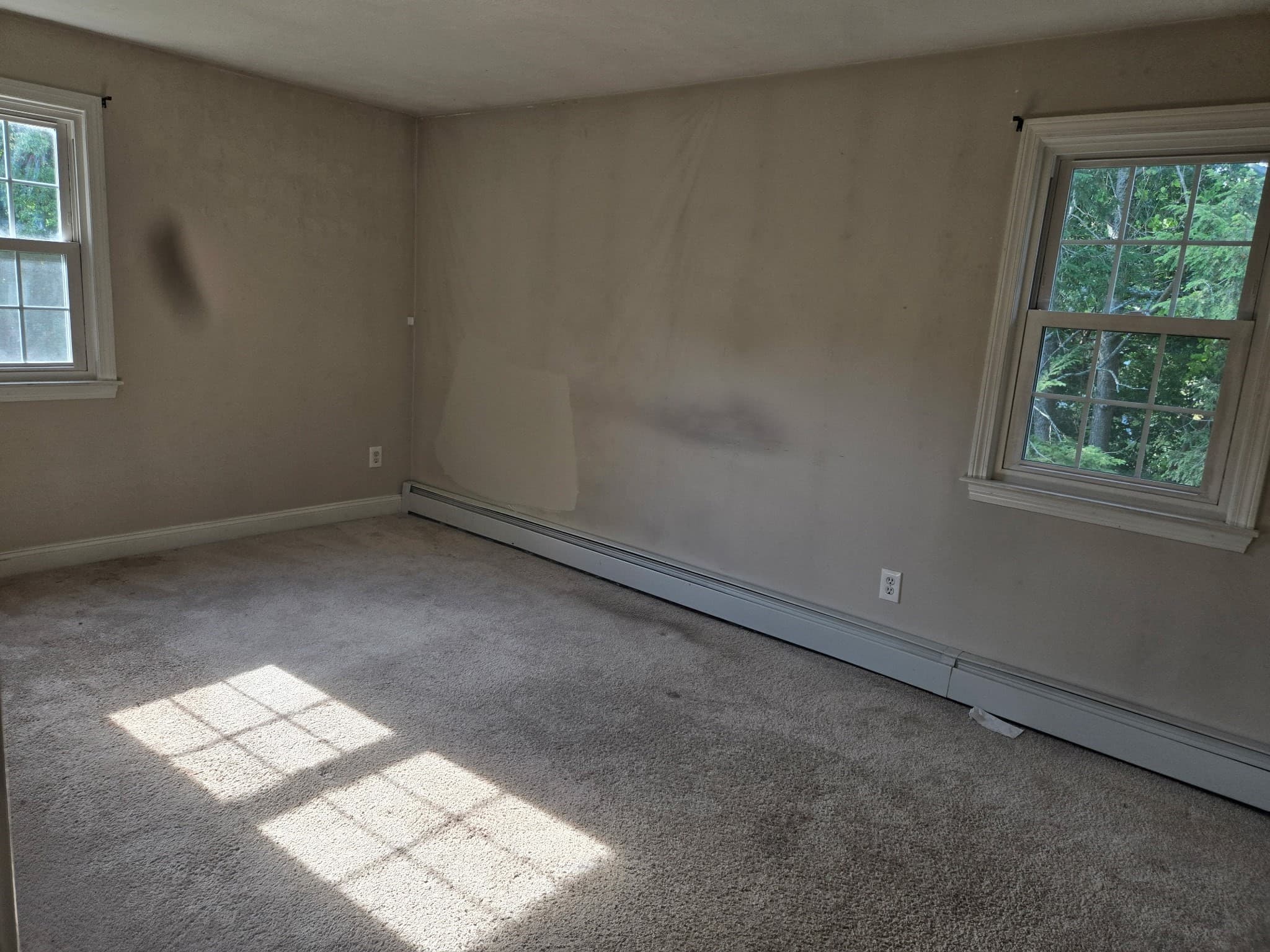 Single Family Residence at 23 Kings Row Ln, Framingham MA 01701, Framingham, photo 24 of 28