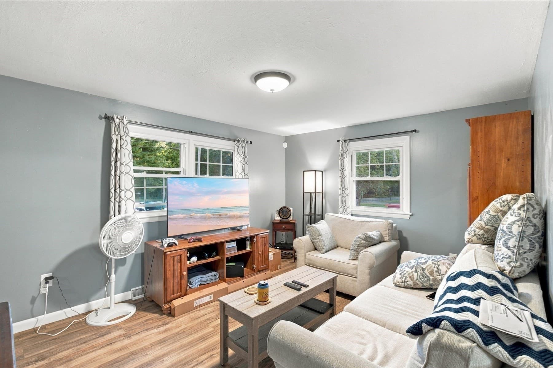 Single Family Residence at 580 Crescent St, East Bridgewater MA 02333, East Bridgewater, photo 12 of 41