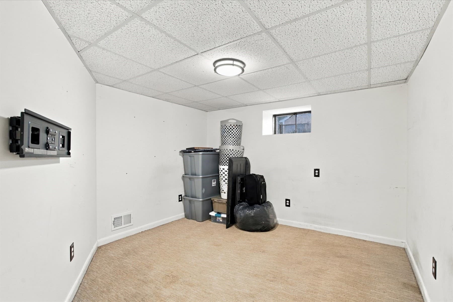 Single Family Residence at 580 Crescent St, East Bridgewater MA 02333, East Bridgewater, photo 31 of 41