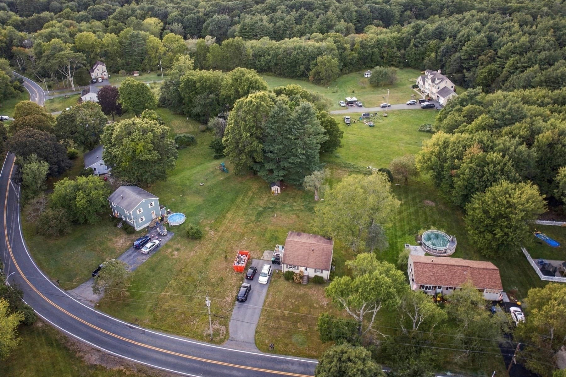 Single Family Residence at 580 Crescent St, East Bridgewater MA 02333, East Bridgewater, photo 4 of 41