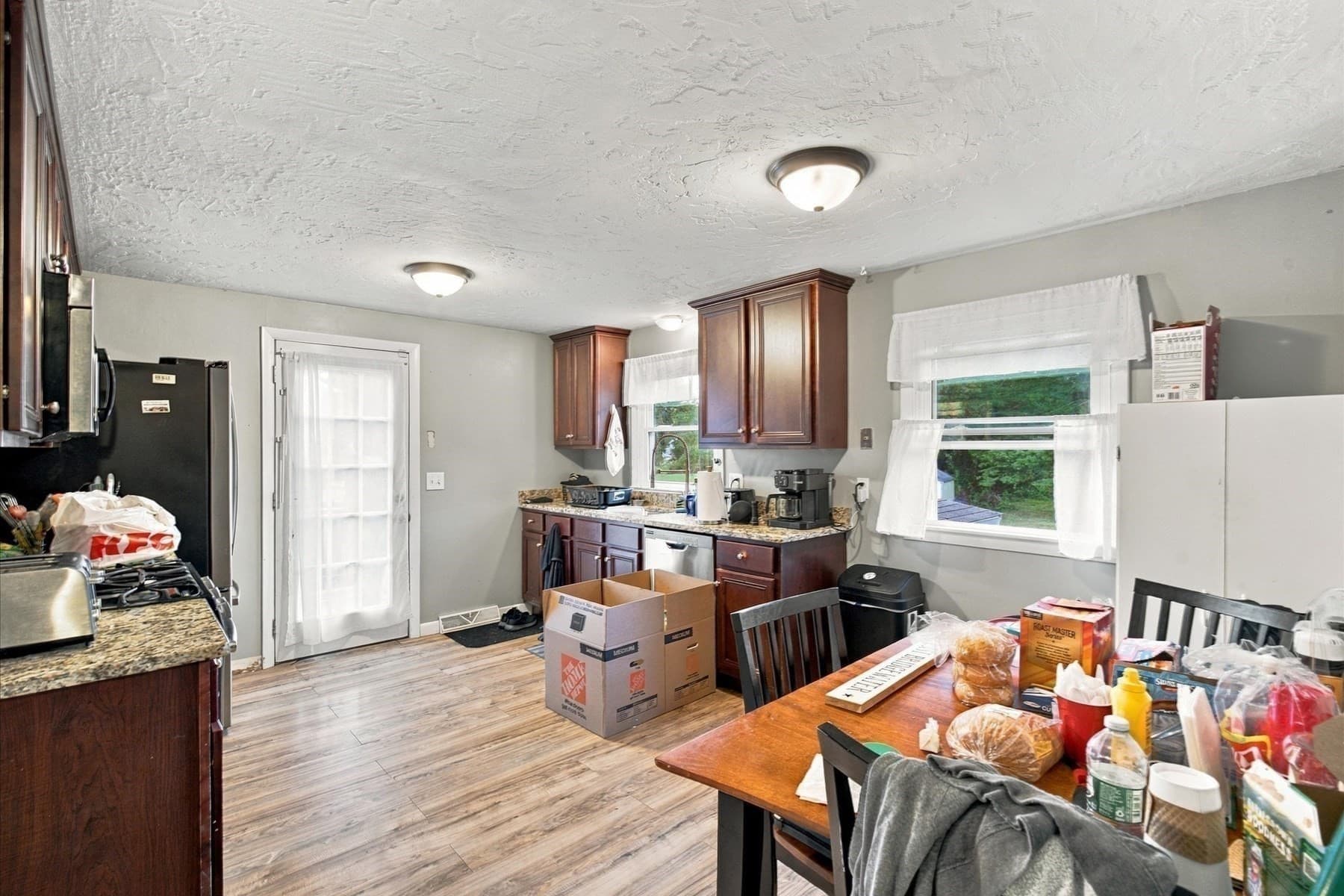Single Family Residence at 580 Crescent St, East Bridgewater MA 02333, East Bridgewater, photo 8 of 41