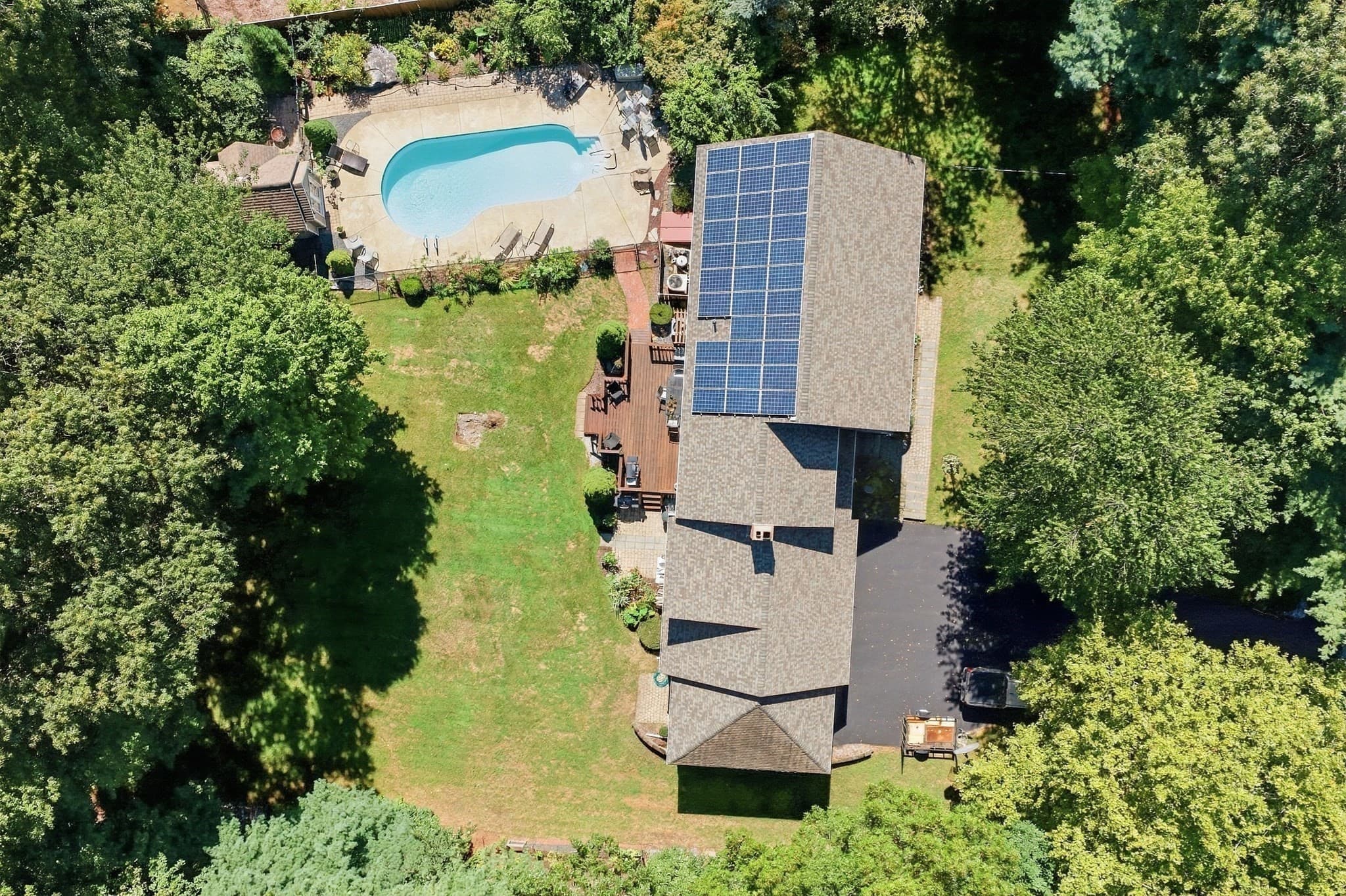 Single Family Residence at 345 Grange Park, Bridgewater MA 02324, Bridgewater, photo 6 of 42