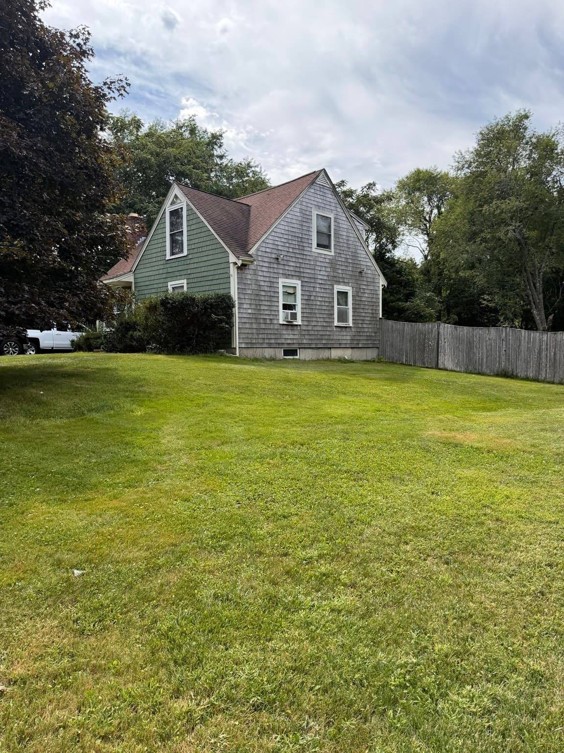 Single Family Residence at 211 Alger St, Brockton MA 02302, Brockton, photo 2 of 28