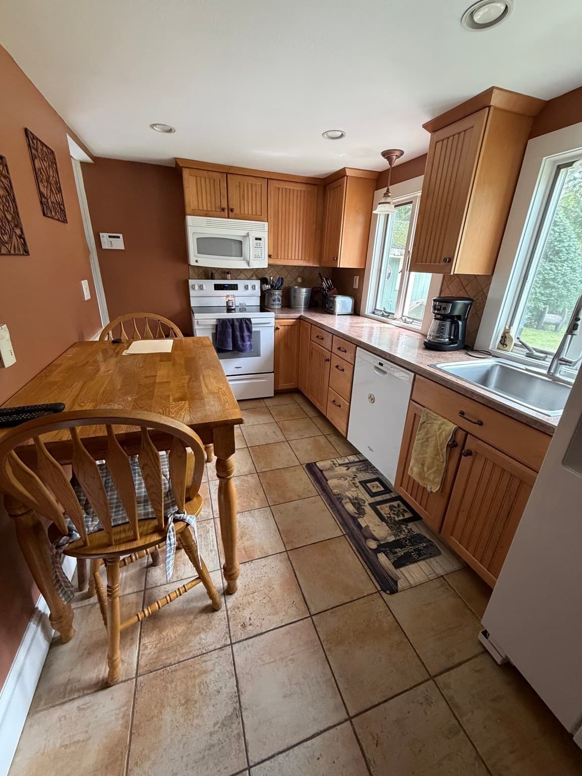 Single Family Residence at 211 Alger St, Brockton MA 02302, Brockton, photo 6 of 28