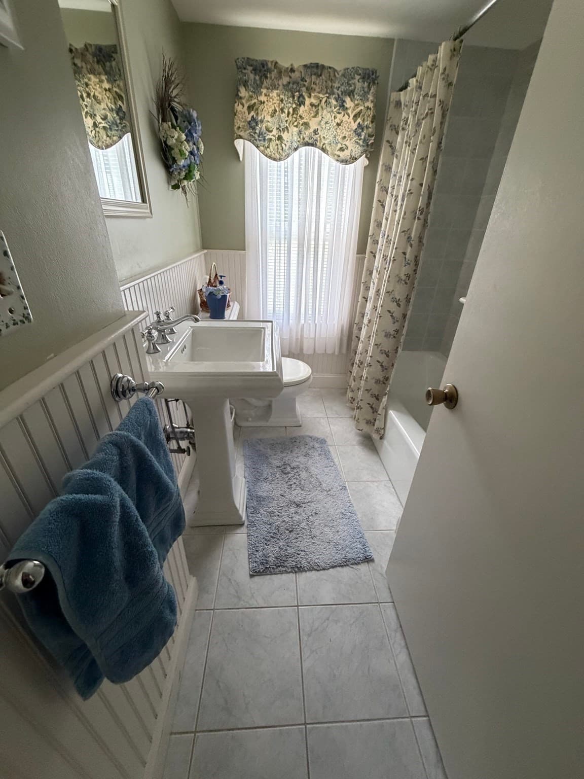 Single Family Residence at 211 Alger St, Brockton MA 02302, Brockton, photo 26 of 28