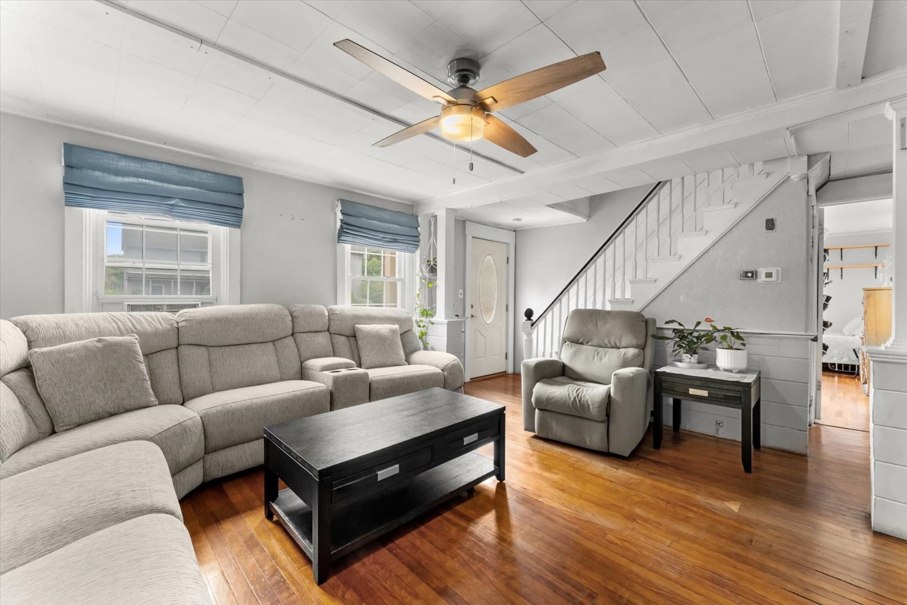 Single Family Residence at 191 Pleasant St, Leominster MA 01453, Leominster, photo 3 of 24