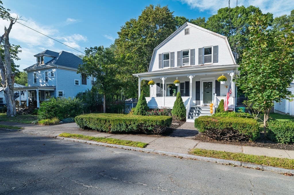 Single Family Residence at 12 Claflin St, Attleboro MA 02703, Attleboro, photo 2 of 42