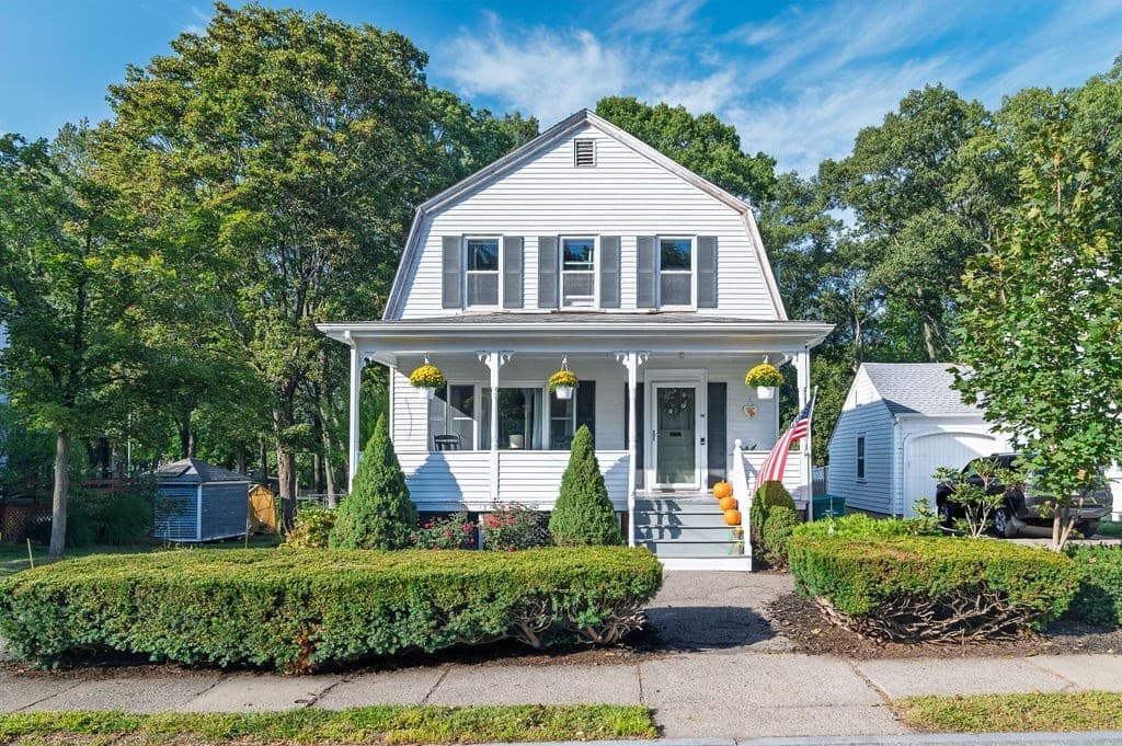 12 Claflin St, Attleboro MA 02703