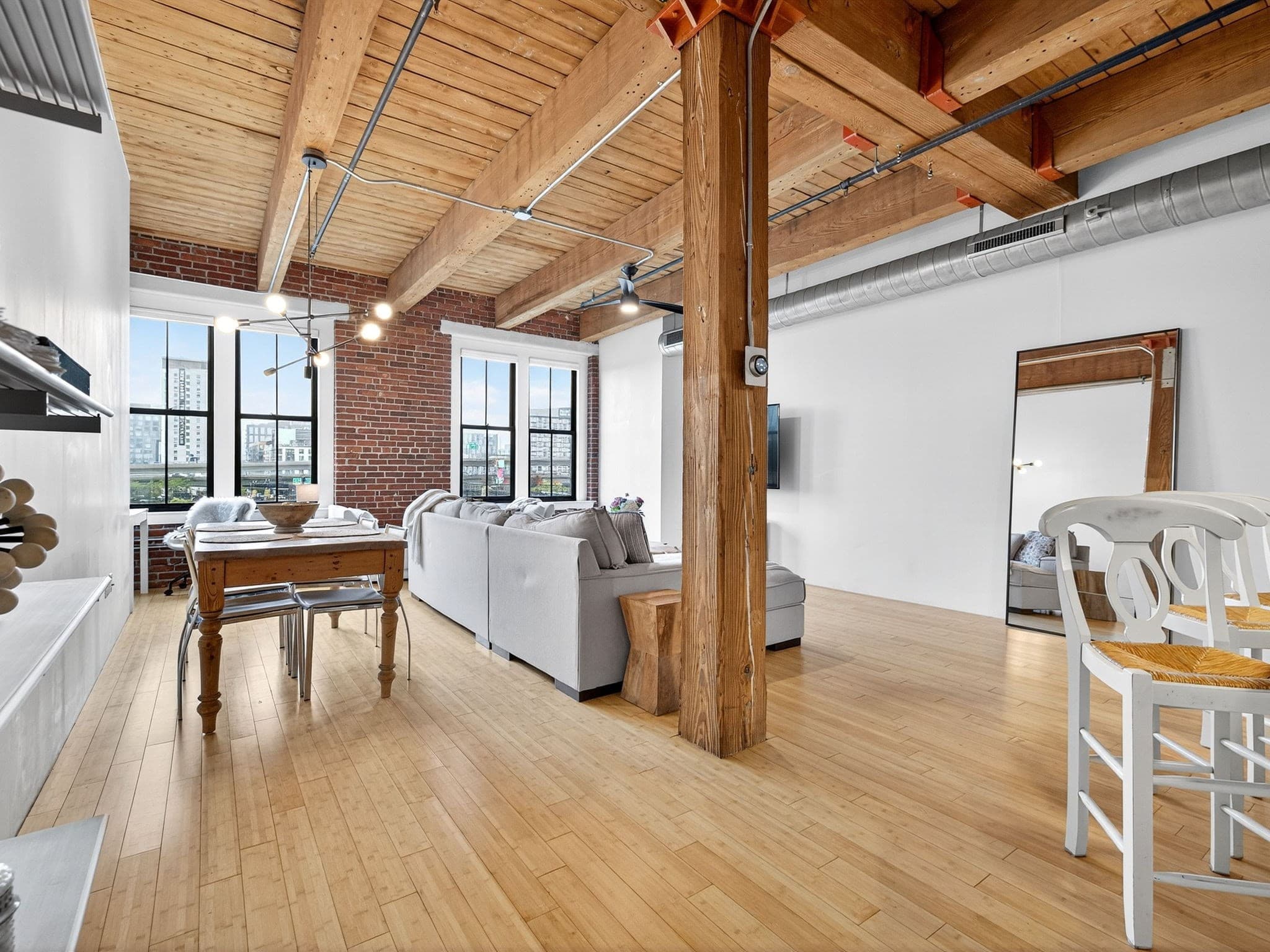 Condominium at 9 West Broadway # 508, Boston MA 02127, photo 8 of 24