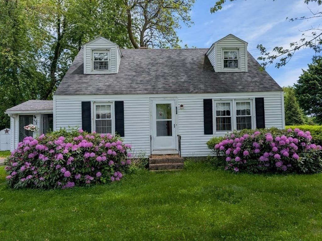 Single Family Residence at 255 Pleasant Street, Lunenburg MA 01462, Lunenburg, photo 22 of 25