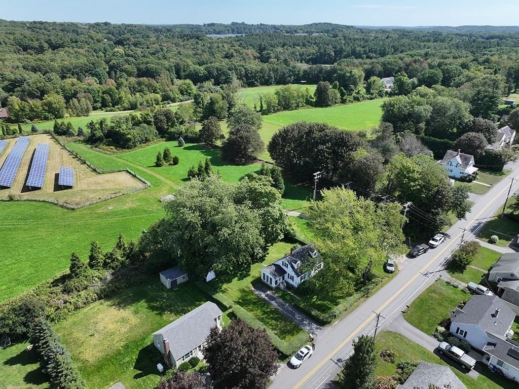 Single Family Residence at 255 Pleasant Street, Lunenburg MA 01462, Lunenburg, photo 21 of 25
