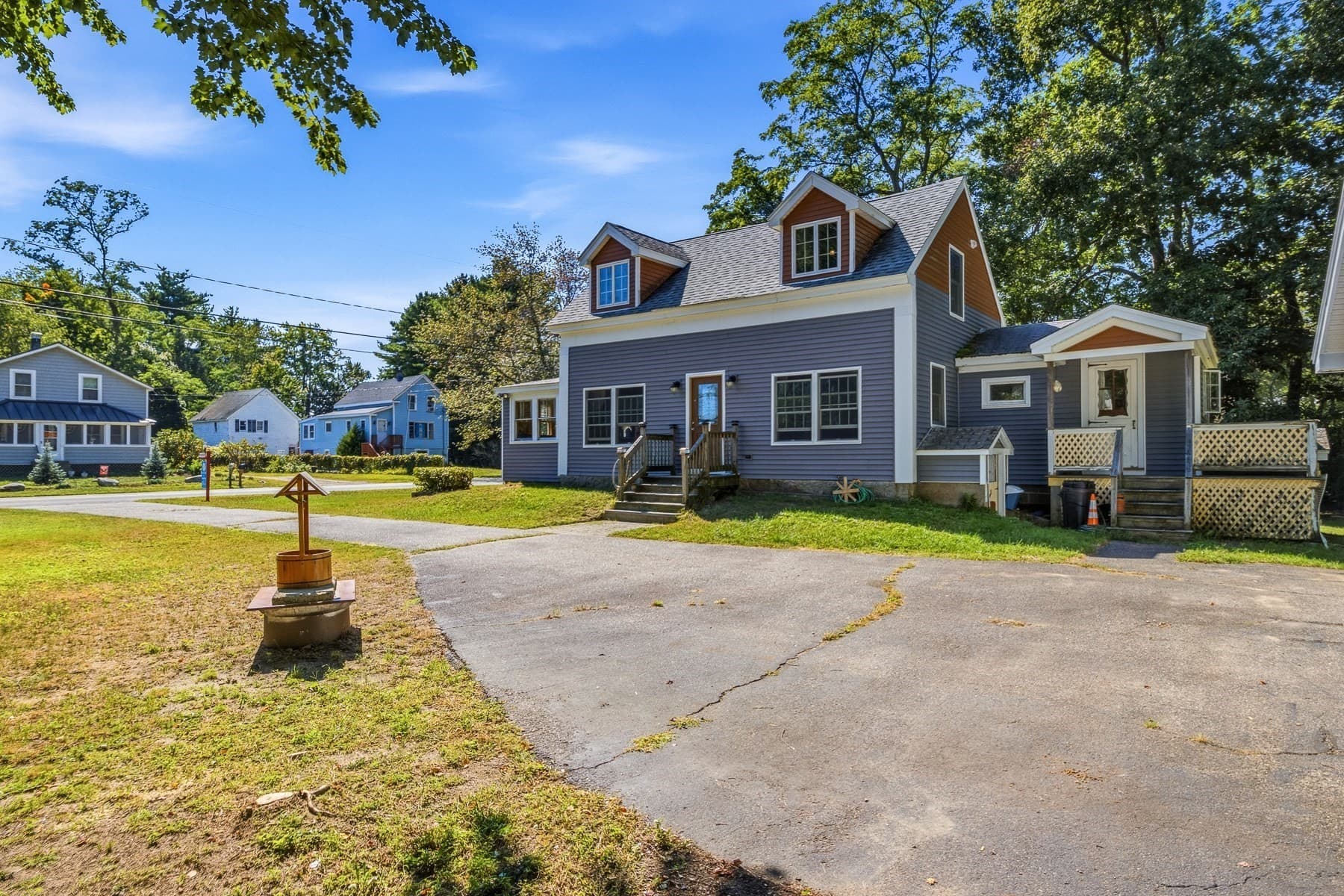 Single Family Residence at 31 Pages Lane, Hampton Falls NH 03844, Hampton Falls, photo 2 of 28