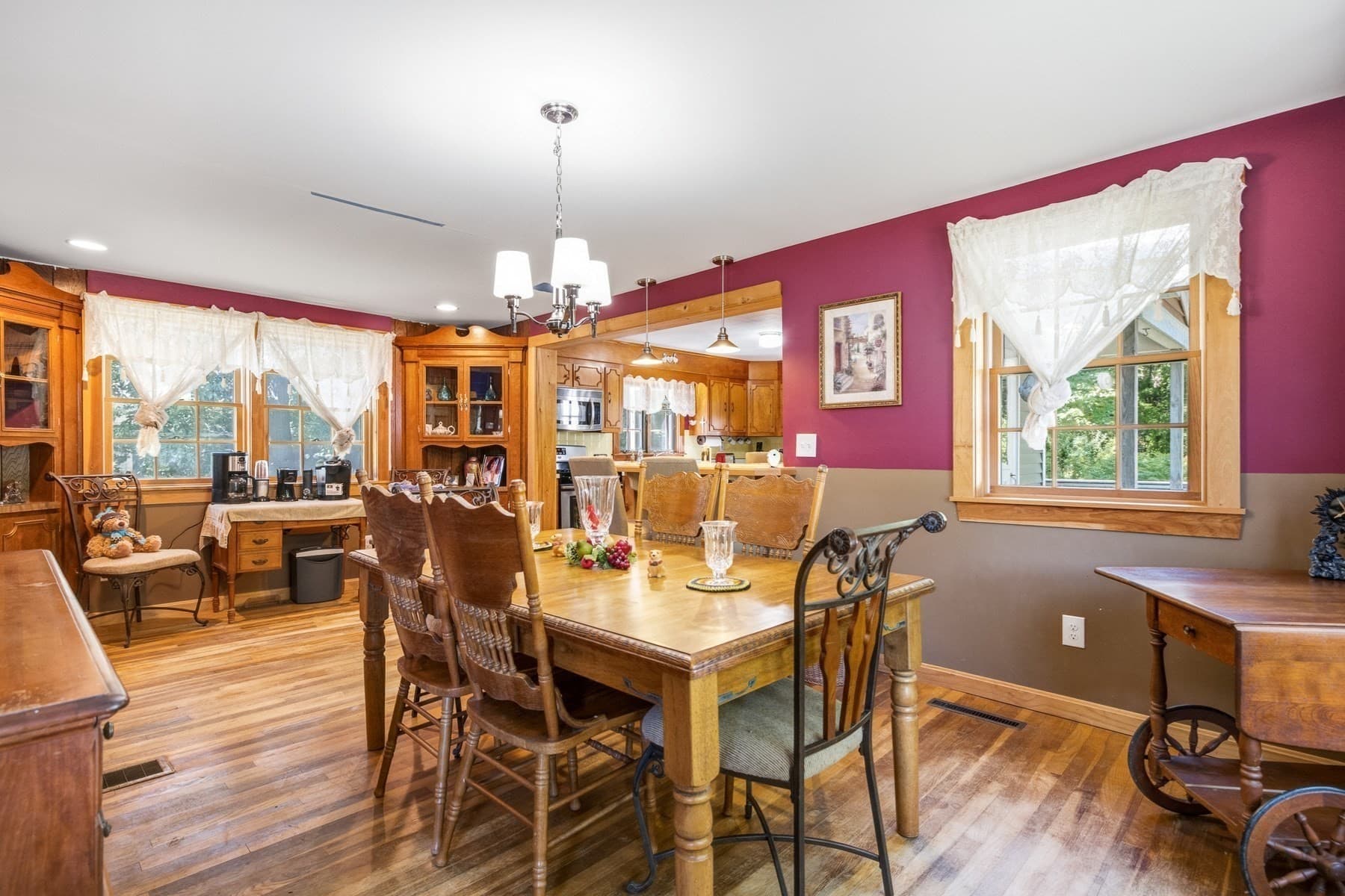 Single Family Residence at 31 Pages Lane, Hampton Falls NH 03844, Hampton Falls, photo 9 of 28