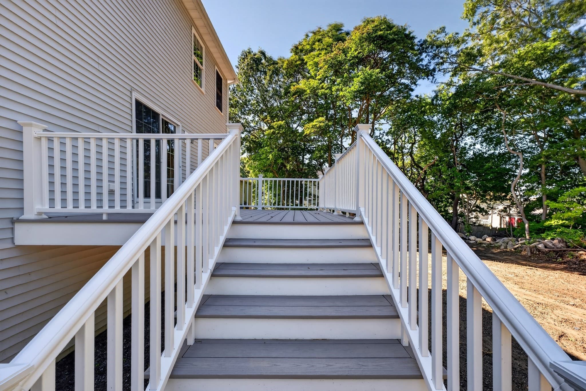 Single Family Residence at 40 N Ogden St, Fall River MA 02723, Fall River, photo 6 of 30