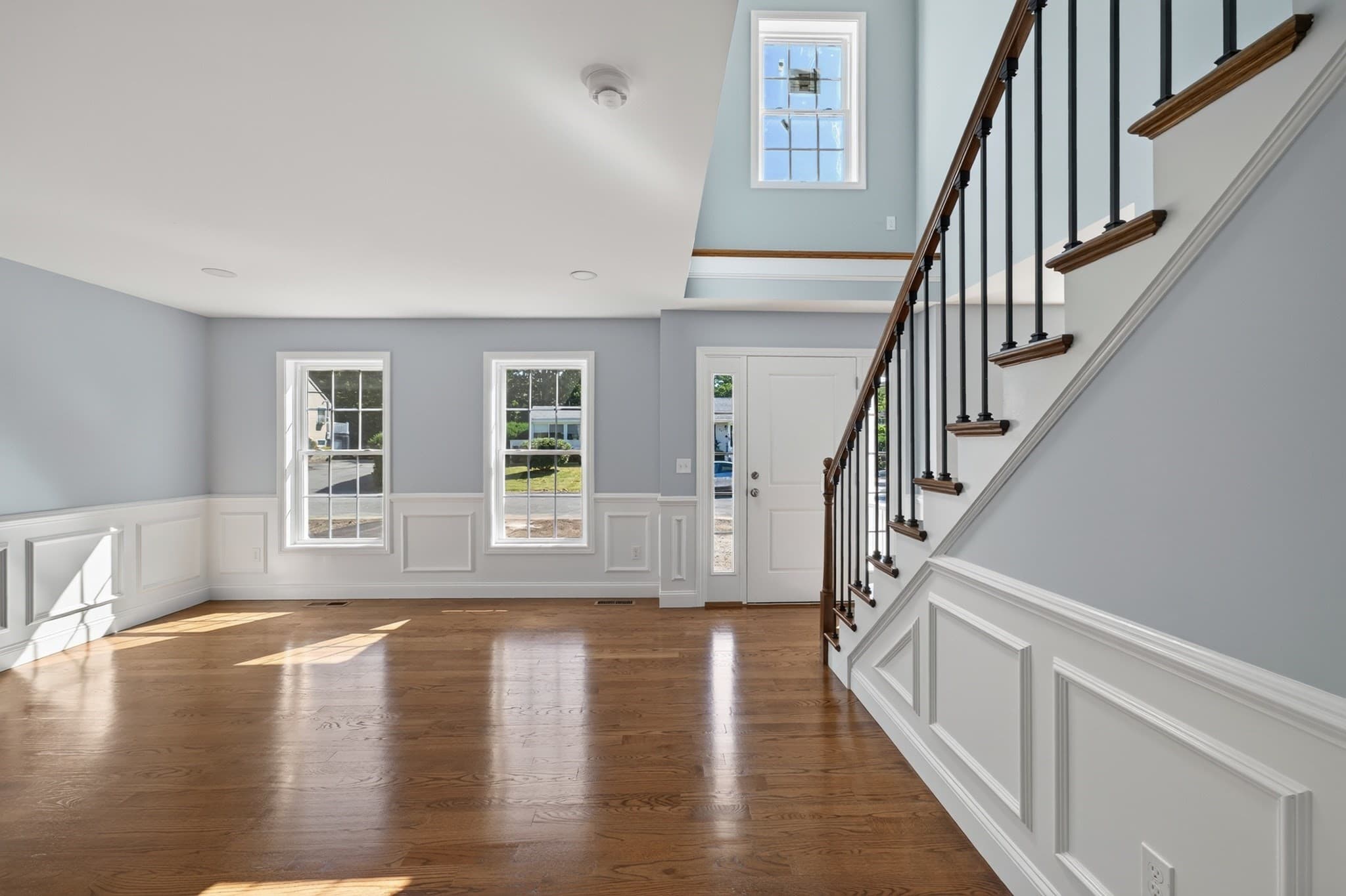 Single Family Residence at 40 N Ogden St, Fall River MA 02723, Fall River, photo 12 of 30