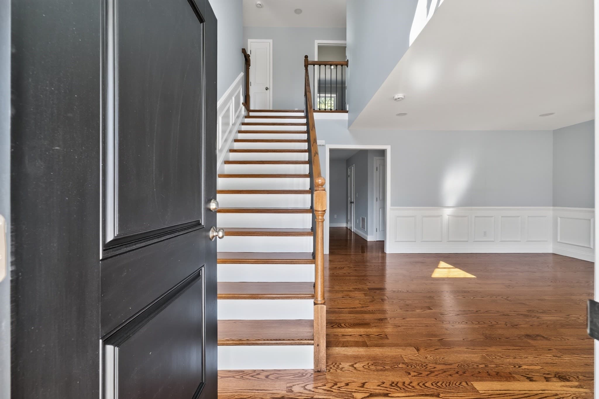 Single Family Residence at 40 N Ogden St, Fall River MA 02723, Fall River, photo 7 of 30