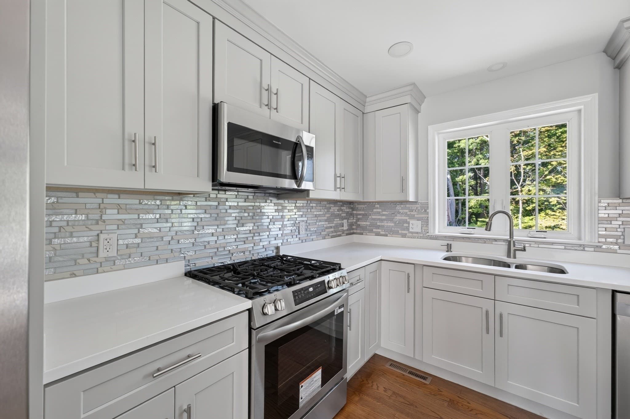 Single Family Residence at 40 N Ogden St, Fall River MA 02723, Fall River, photo 18 of 30